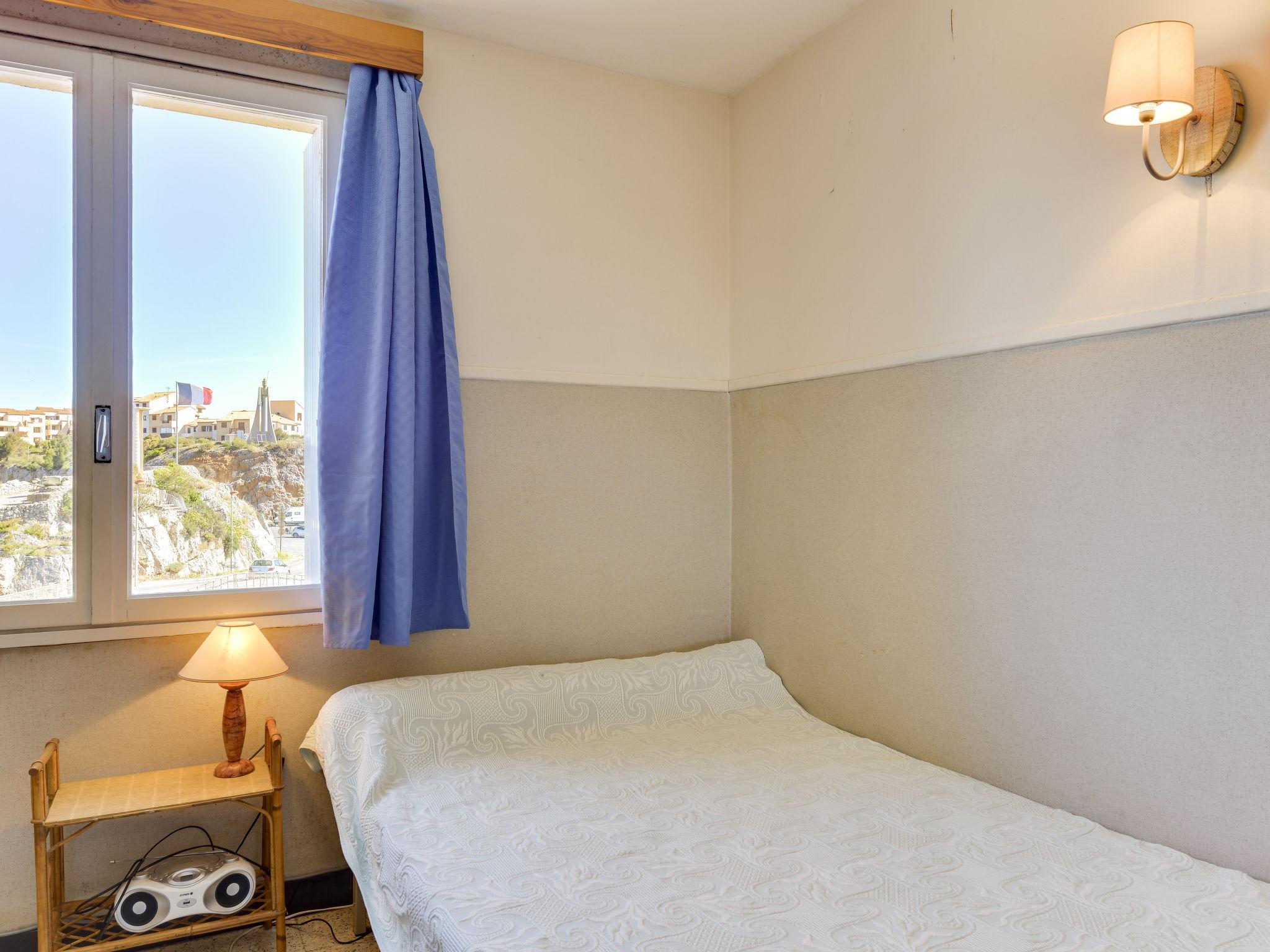 Foto 5 - Apartamento de 1 quarto em Narbonne com vistas do mar