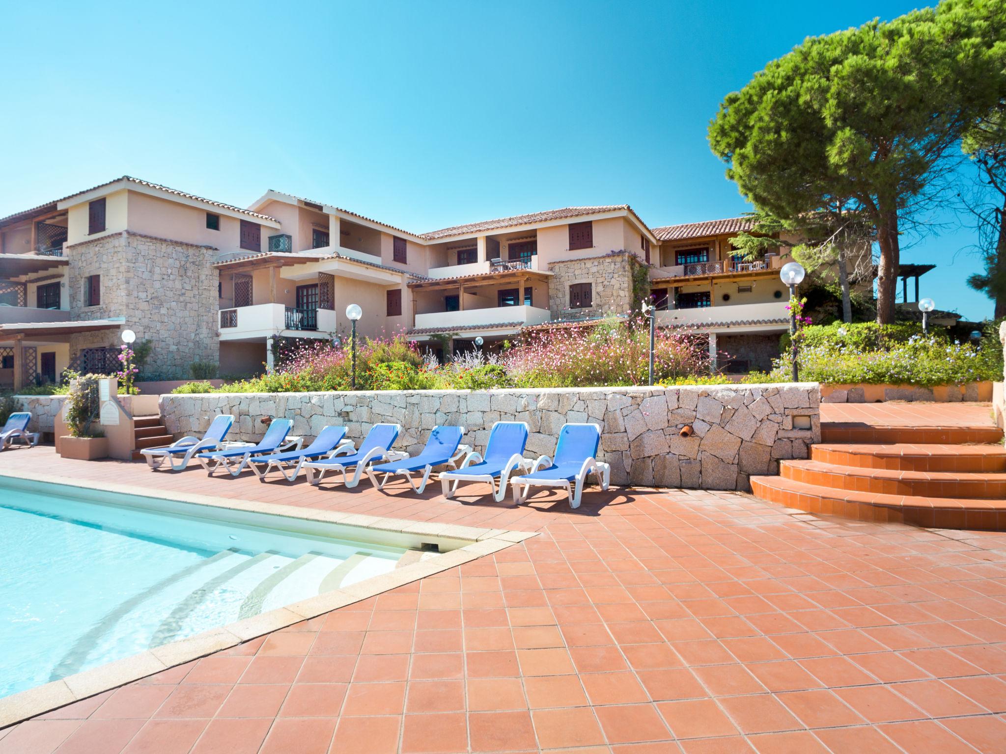 Photo 1 - Appartement de 2 chambres à Arzachena avec piscine et jardin