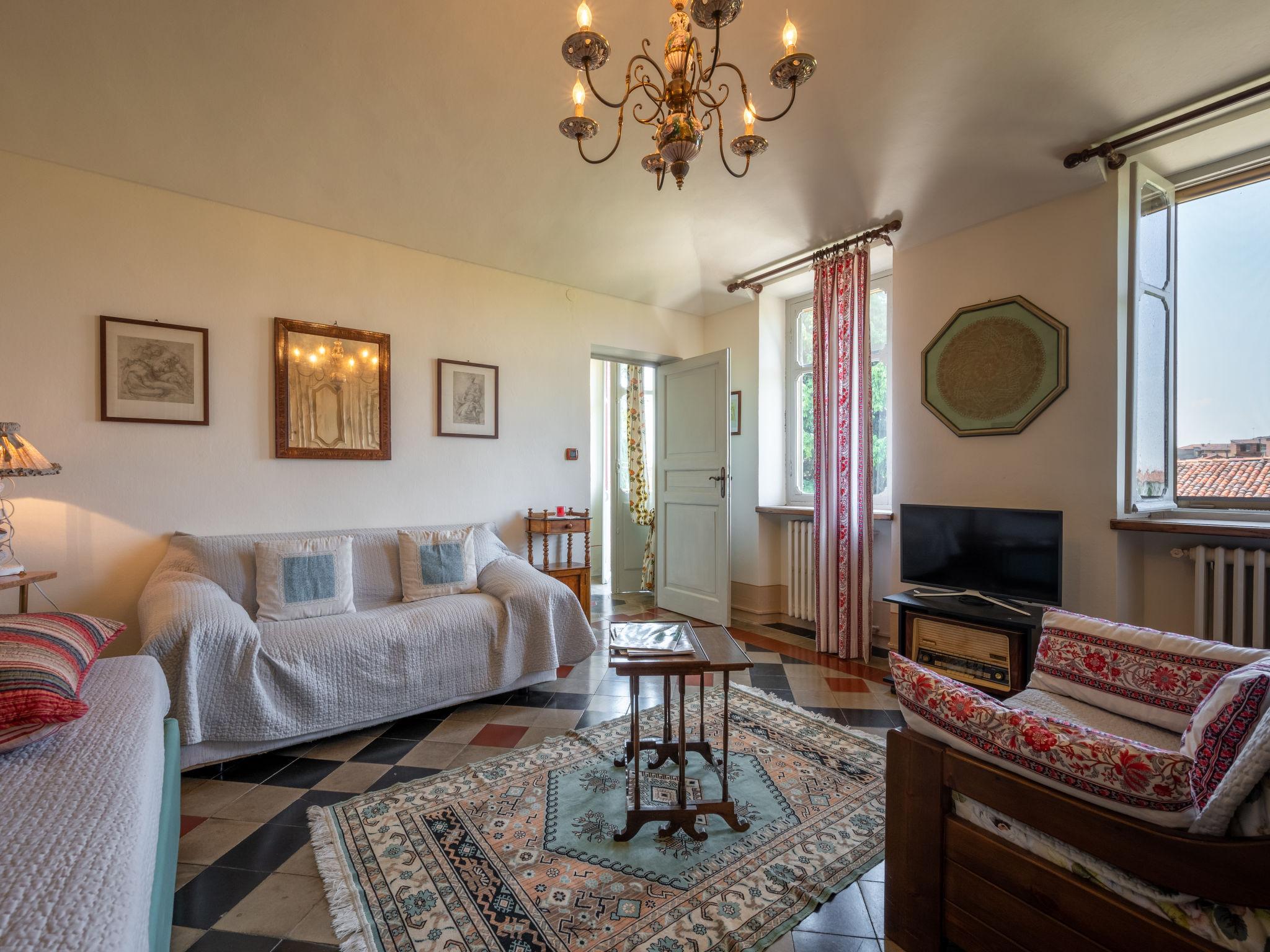 Foto 4 - Apartamento de 2 habitaciones en Soglio con jardín