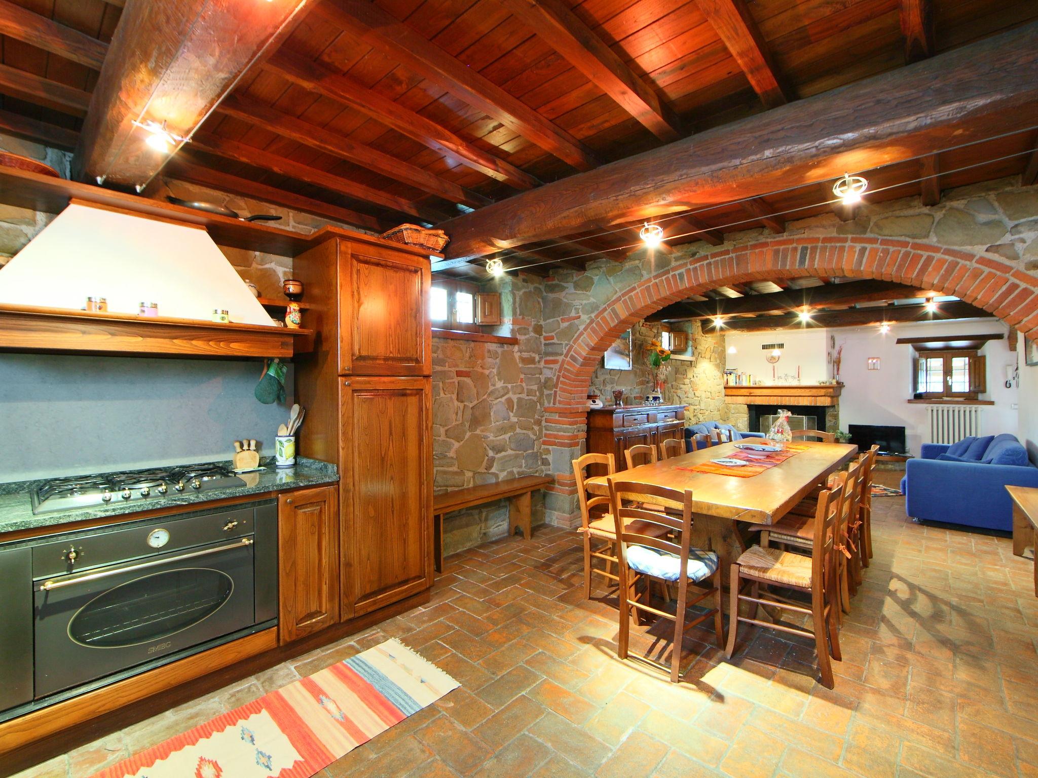 Photo 6 - 5 bedroom House in Loro Ciuffenna with private pool and garden