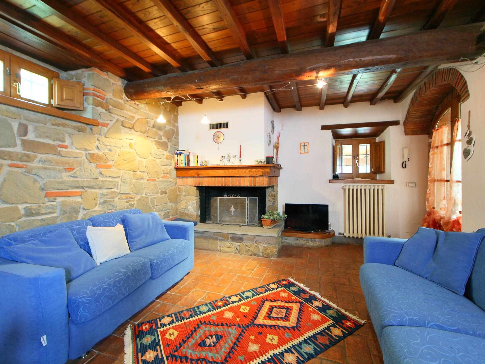 Photo 9 - 5 bedroom House in Loro Ciuffenna with private pool and garden