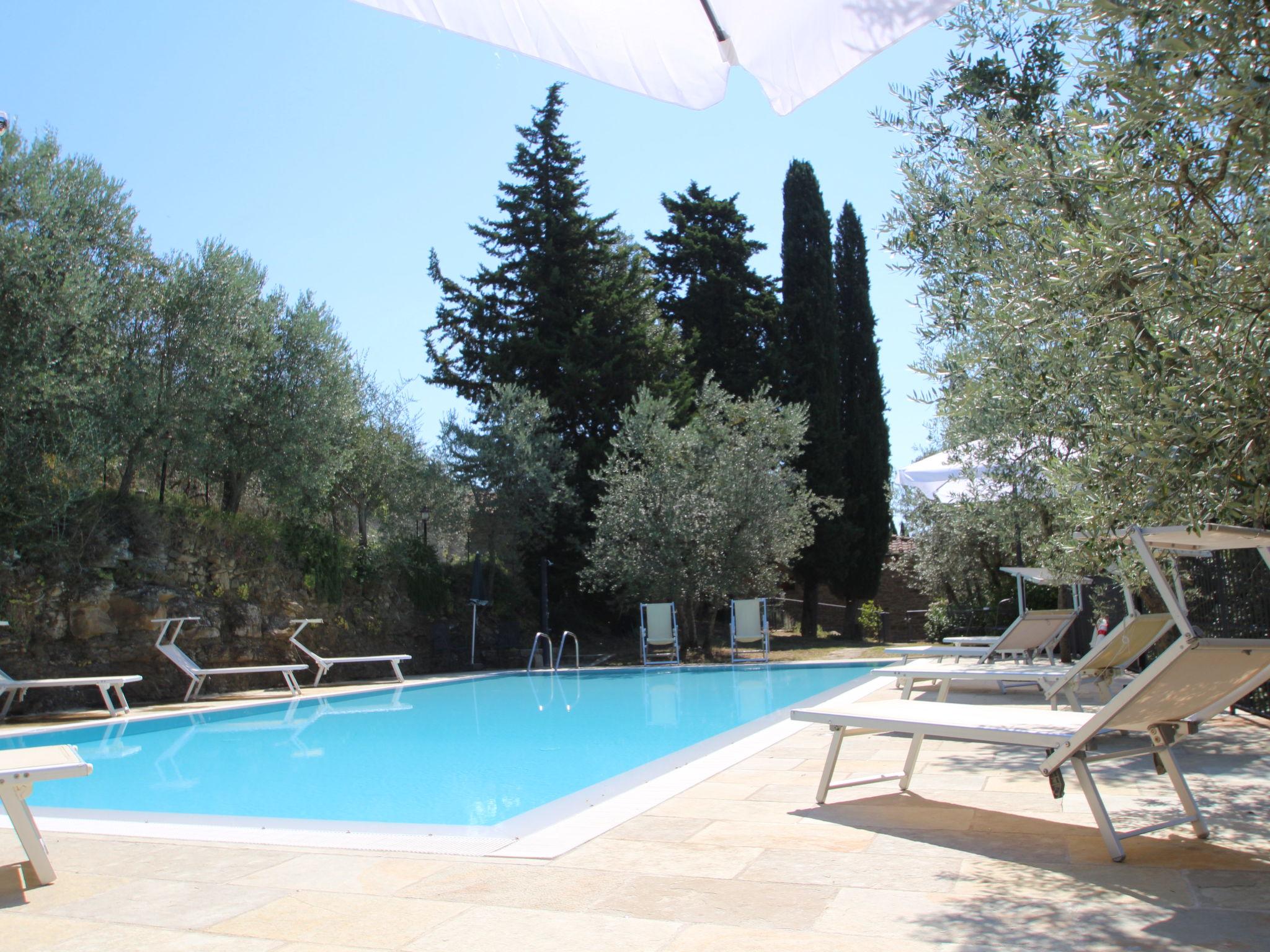 Foto 2 - Casa de 5 quartos em Loro Ciuffenna com piscina privada e jardim