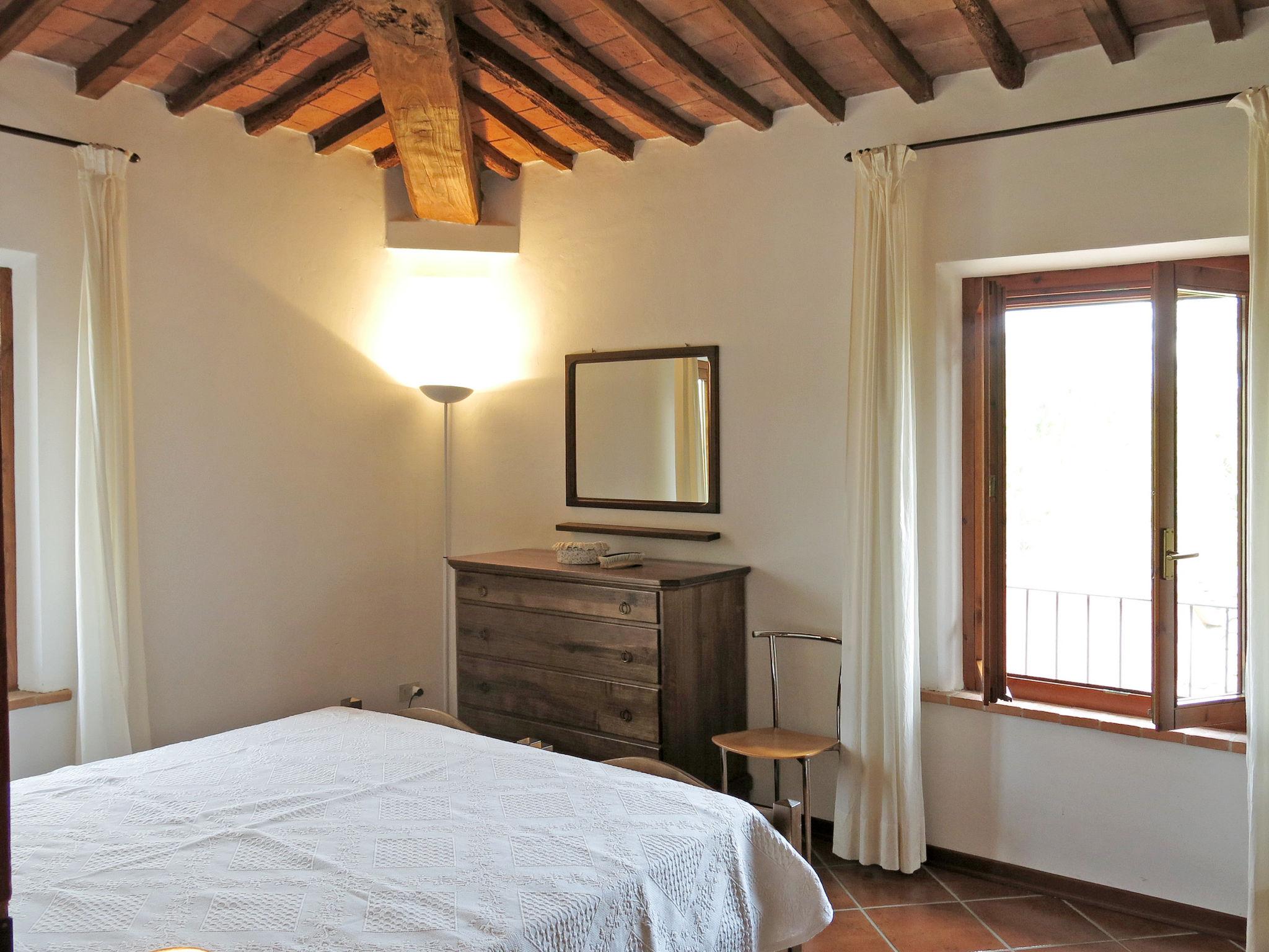 Photo 13 - 1 bedroom Apartment in Peccioli with swimming pool and garden