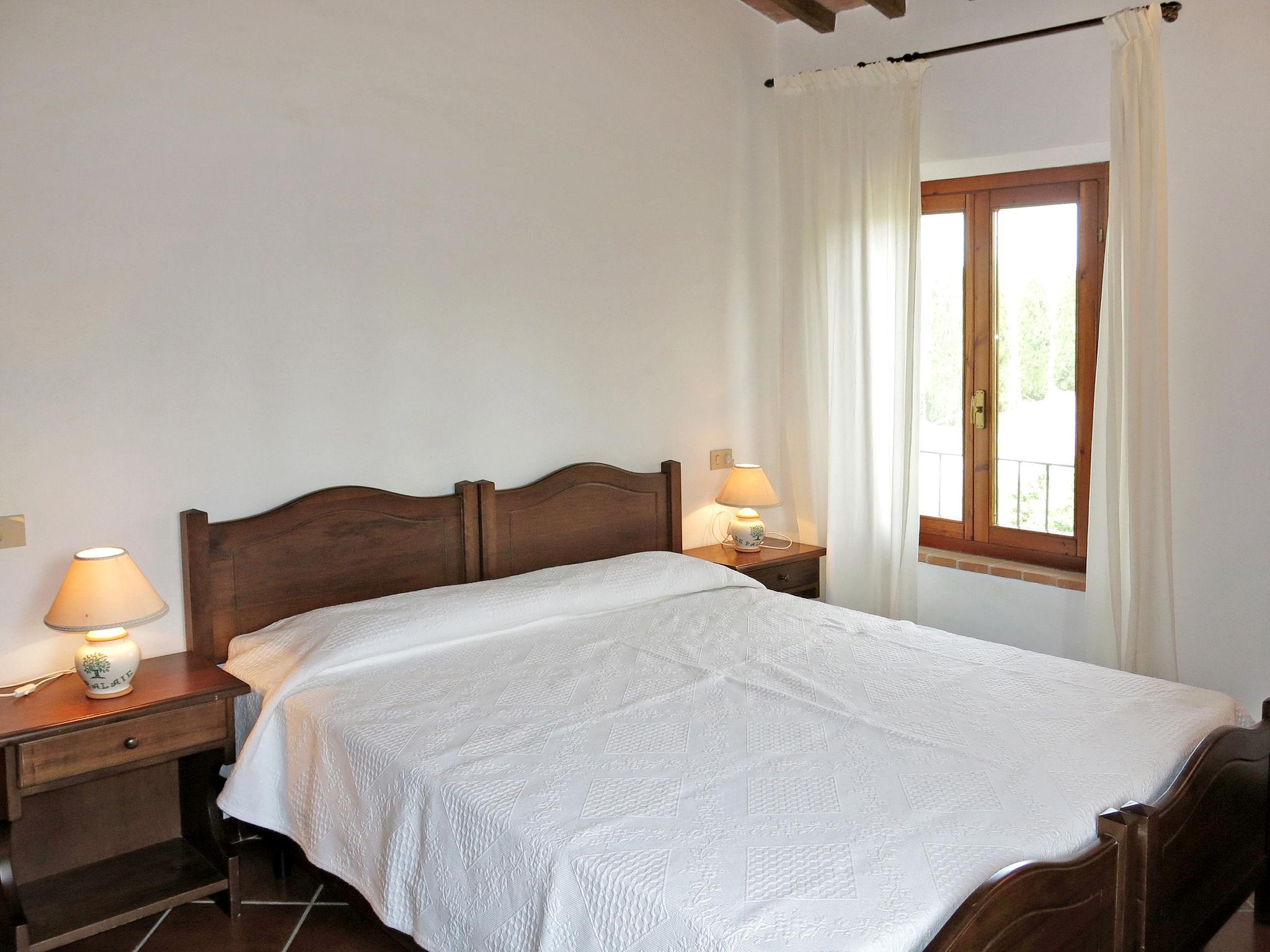 Photo 12 - 1 bedroom Apartment in Peccioli with swimming pool and garden