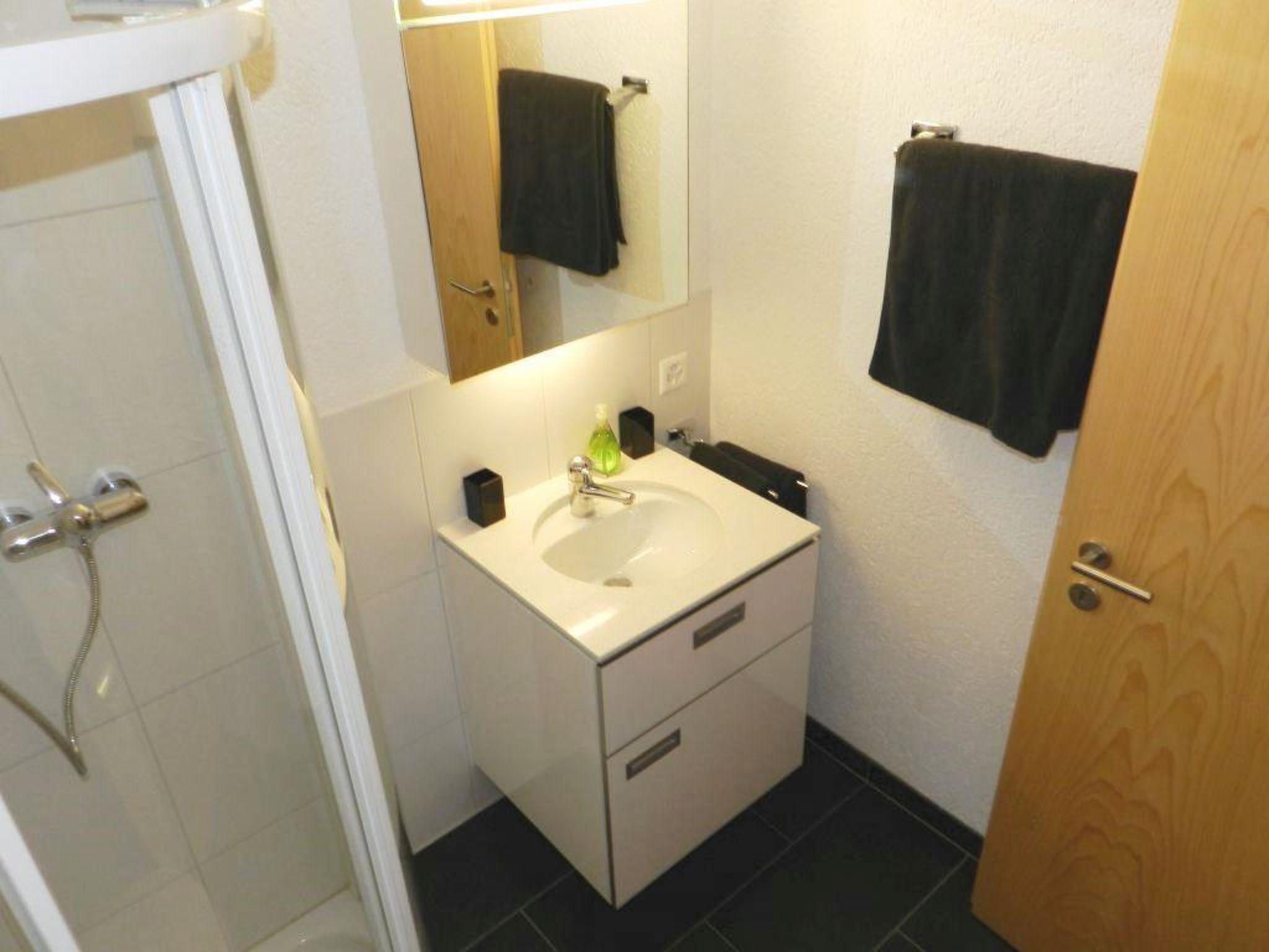 Foto 30 - Apartamento de 2 quartos em Saanen