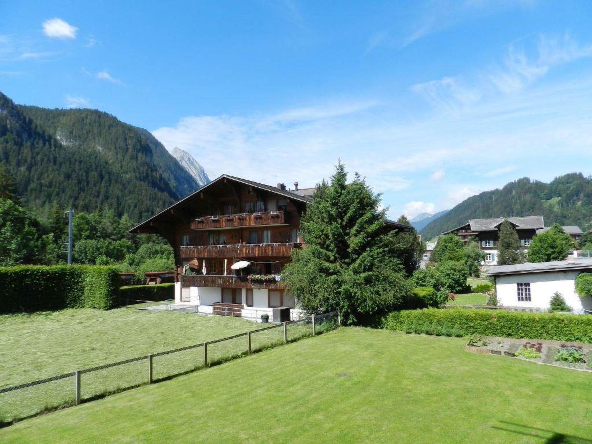 Photo 6 - 2 bedroom Apartment in Saanen