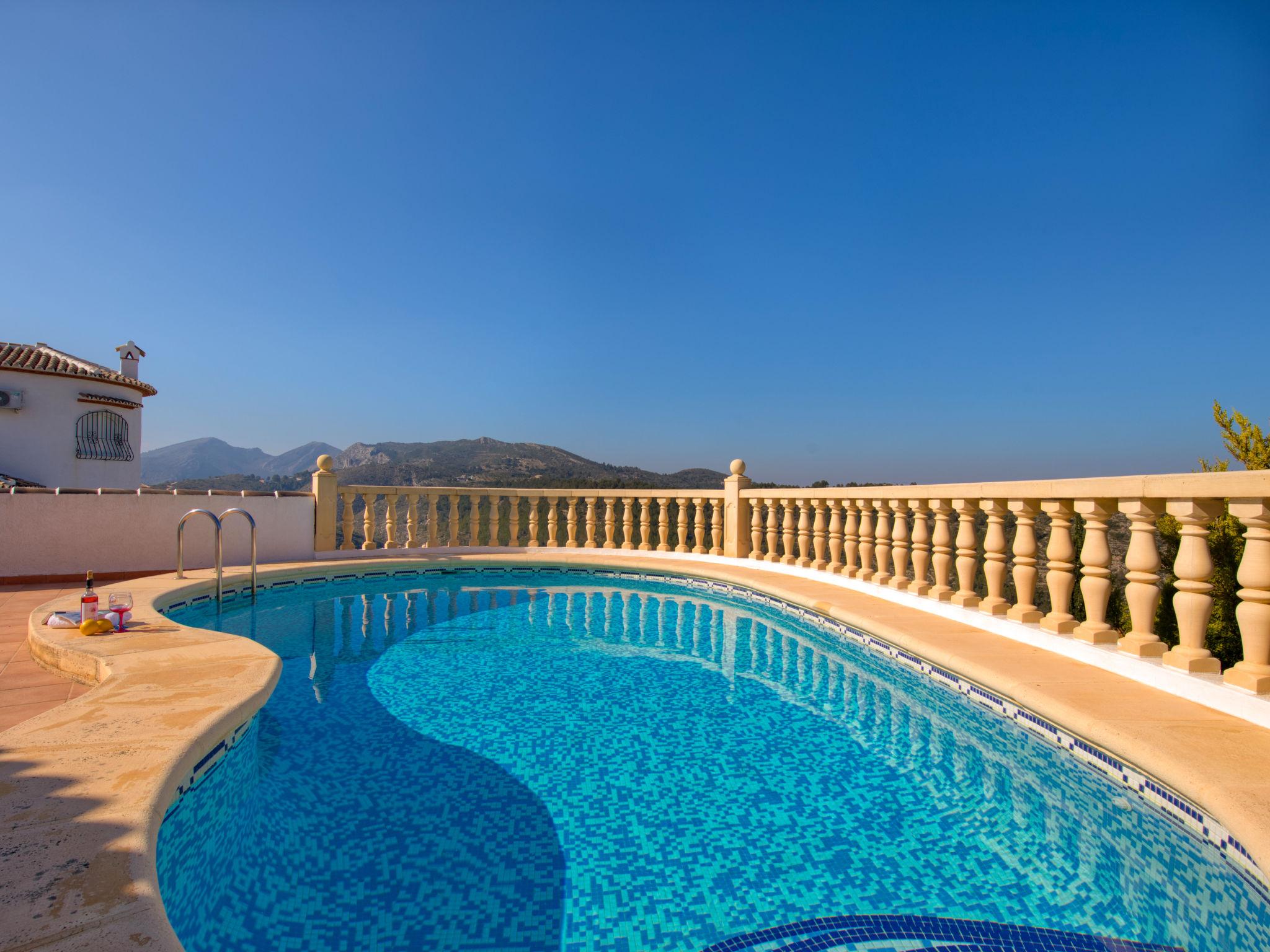 Foto 19 - Casa de 3 quartos em Pedreguer com piscina privada e vistas do mar