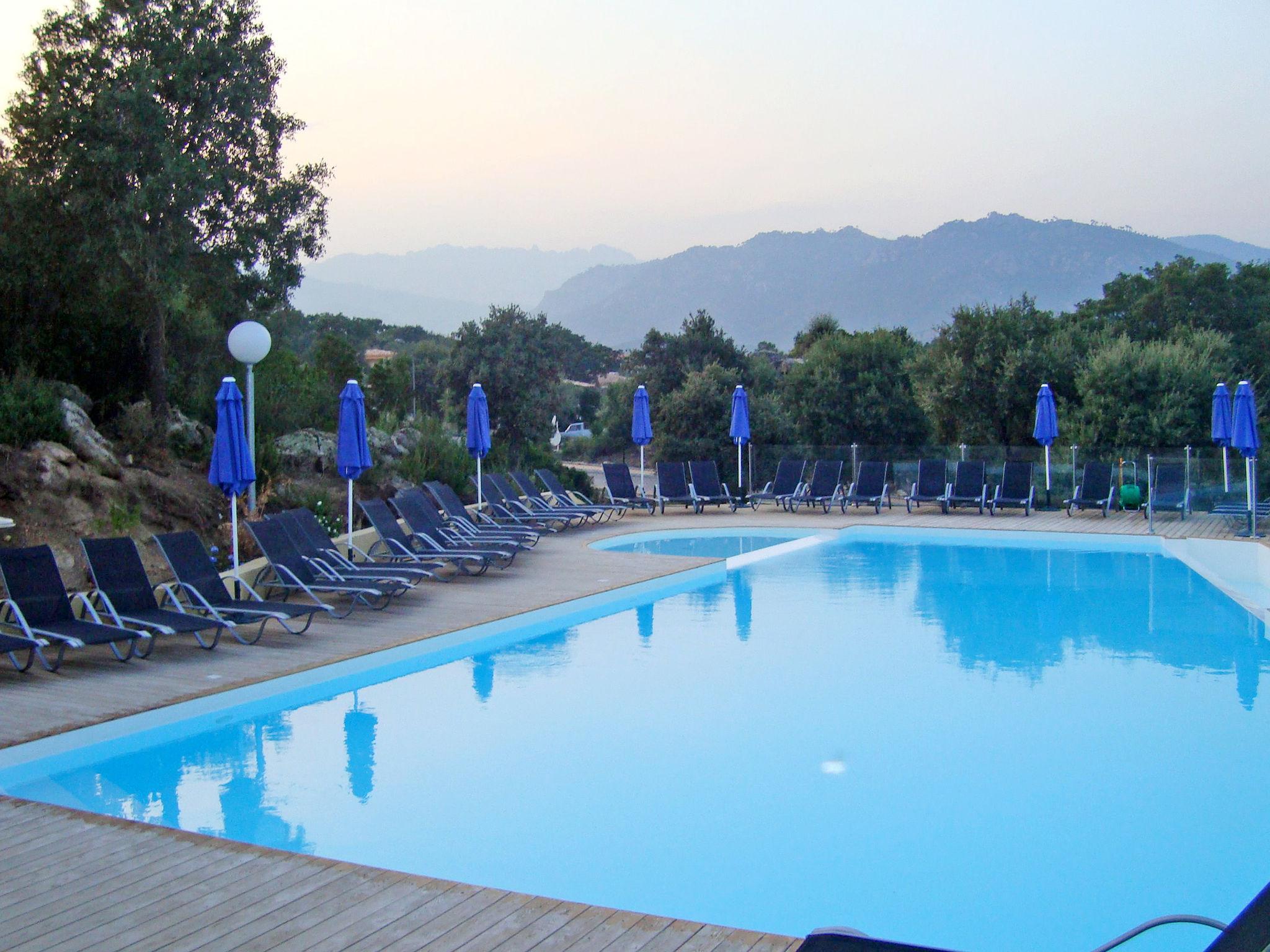 Foto 15 - Casa de 2 habitaciones en Zonza con piscina y vistas al mar