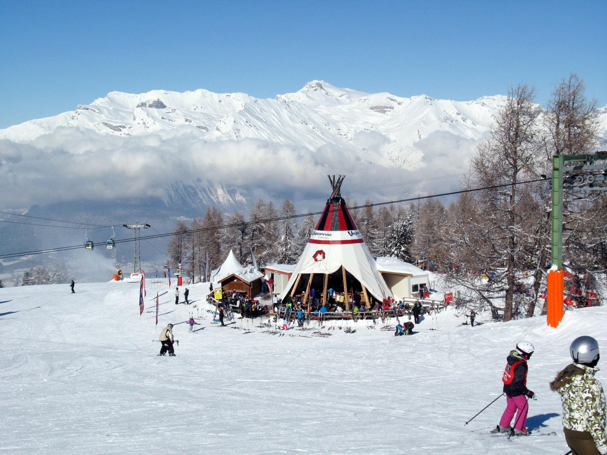 Foto 7 - Appartamento a Vex con piscina e vista sulle montagne