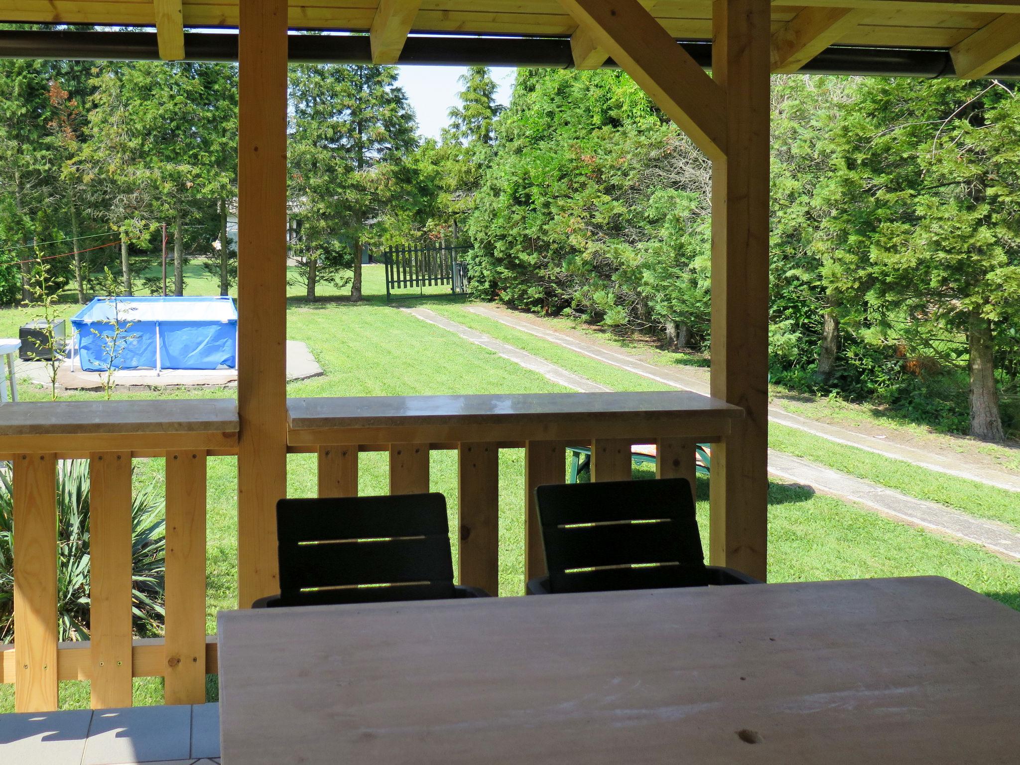 Photo 20 - Maison de 3 chambres à Balatonmáriafürdő avec piscine privée et terrasse