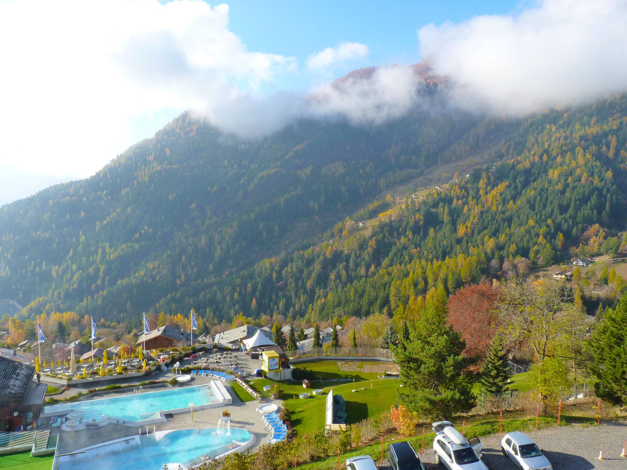 Foto 13 - Appartamento a Leytron con piscina e vista sulle montagne