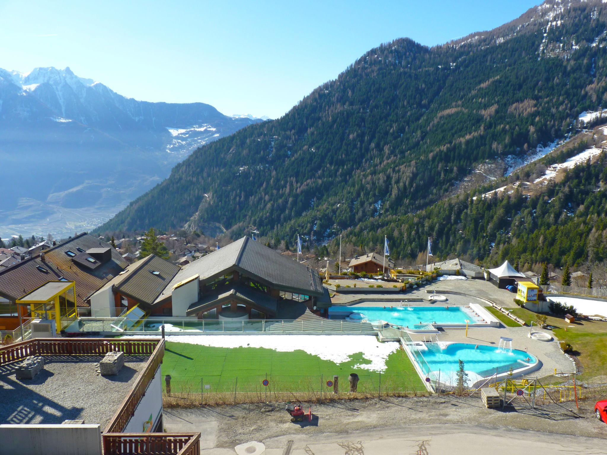 Photo 12 - Apartment in Leytron with swimming pool and mountain view