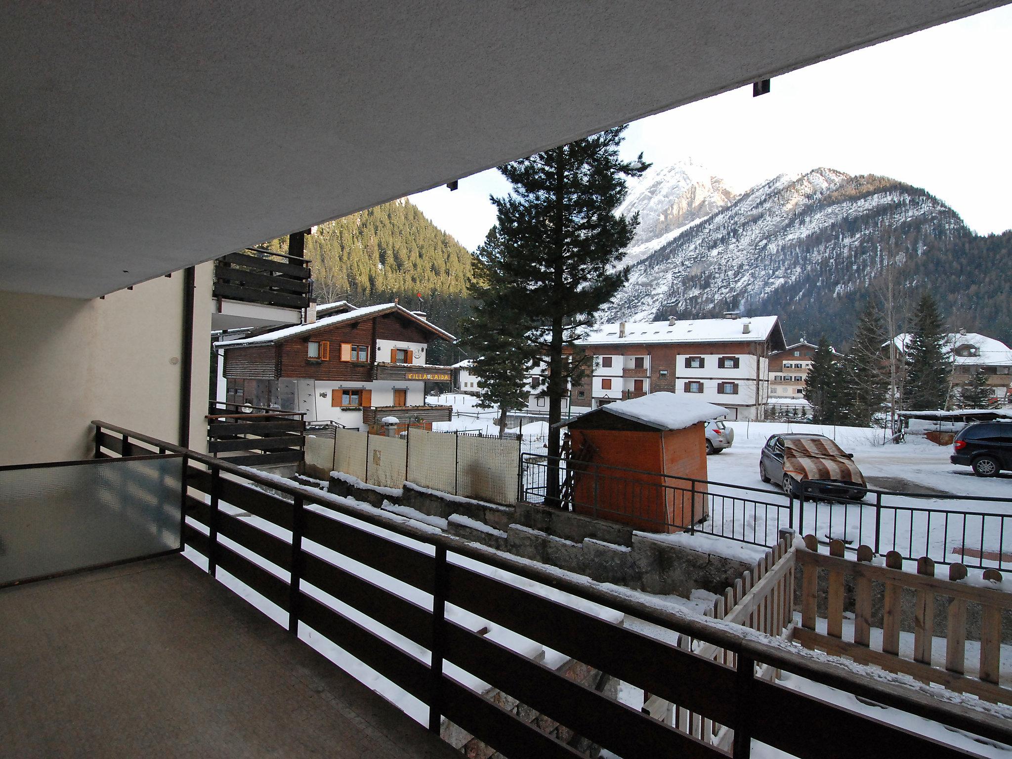 Foto 12 - Apartamento en Canazei con vistas a la montaña