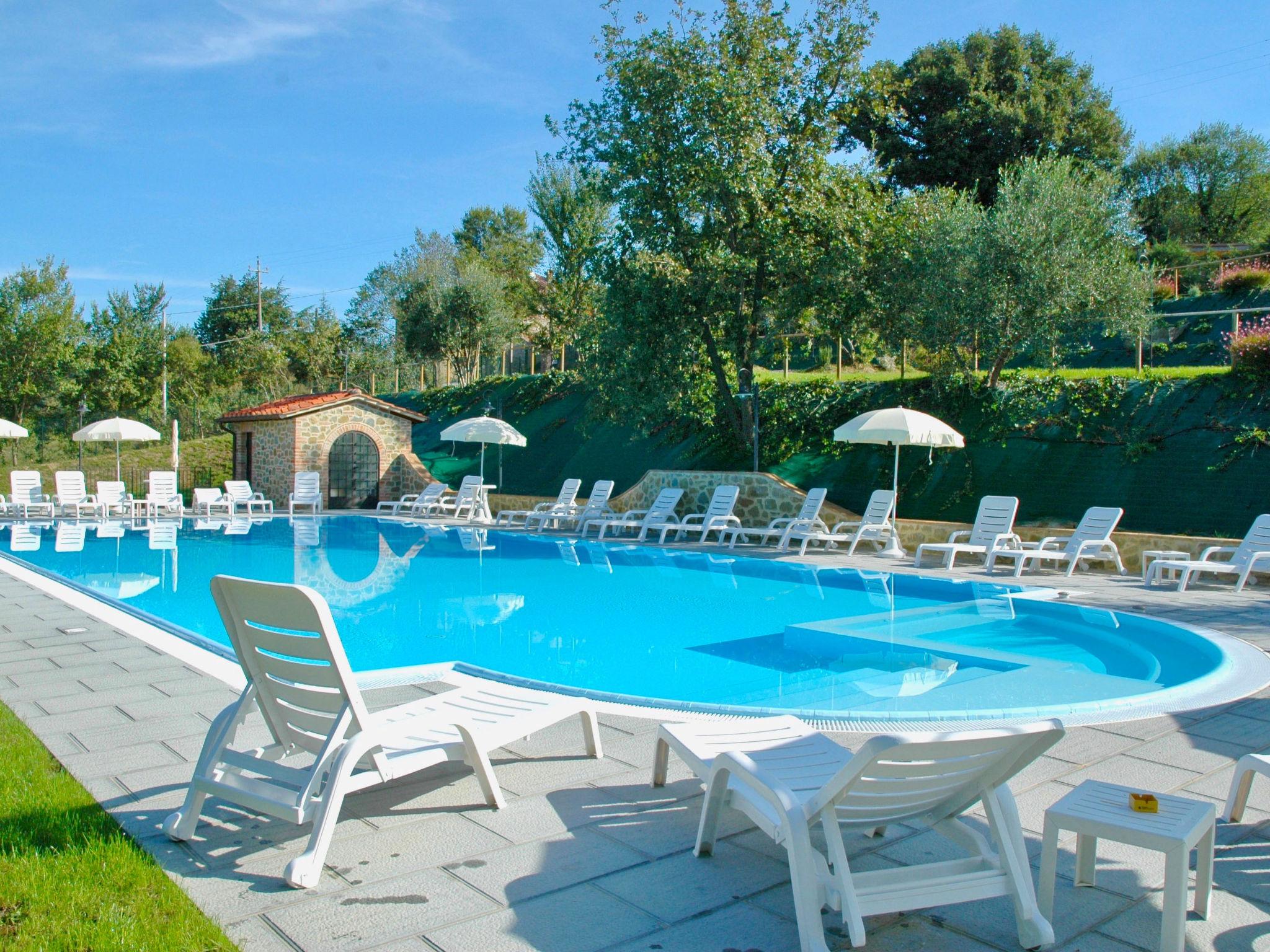 Photo 2 - Appartement de 3 chambres à Città della Pieve avec piscine et jardin