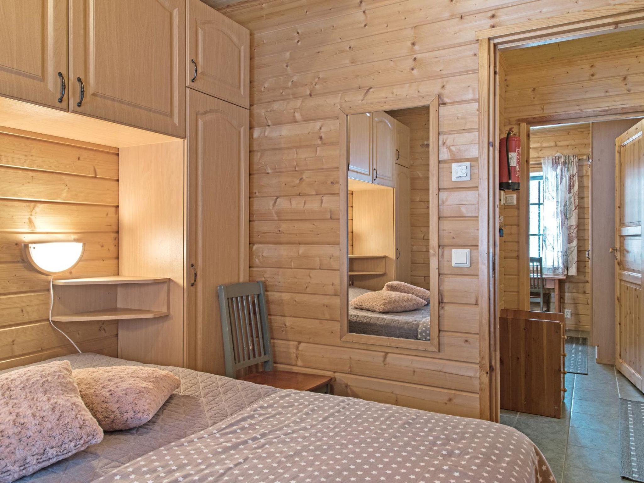 Foto 12 - Haus mit 2 Schlafzimmern in Kolari mit sauna und blick auf die berge