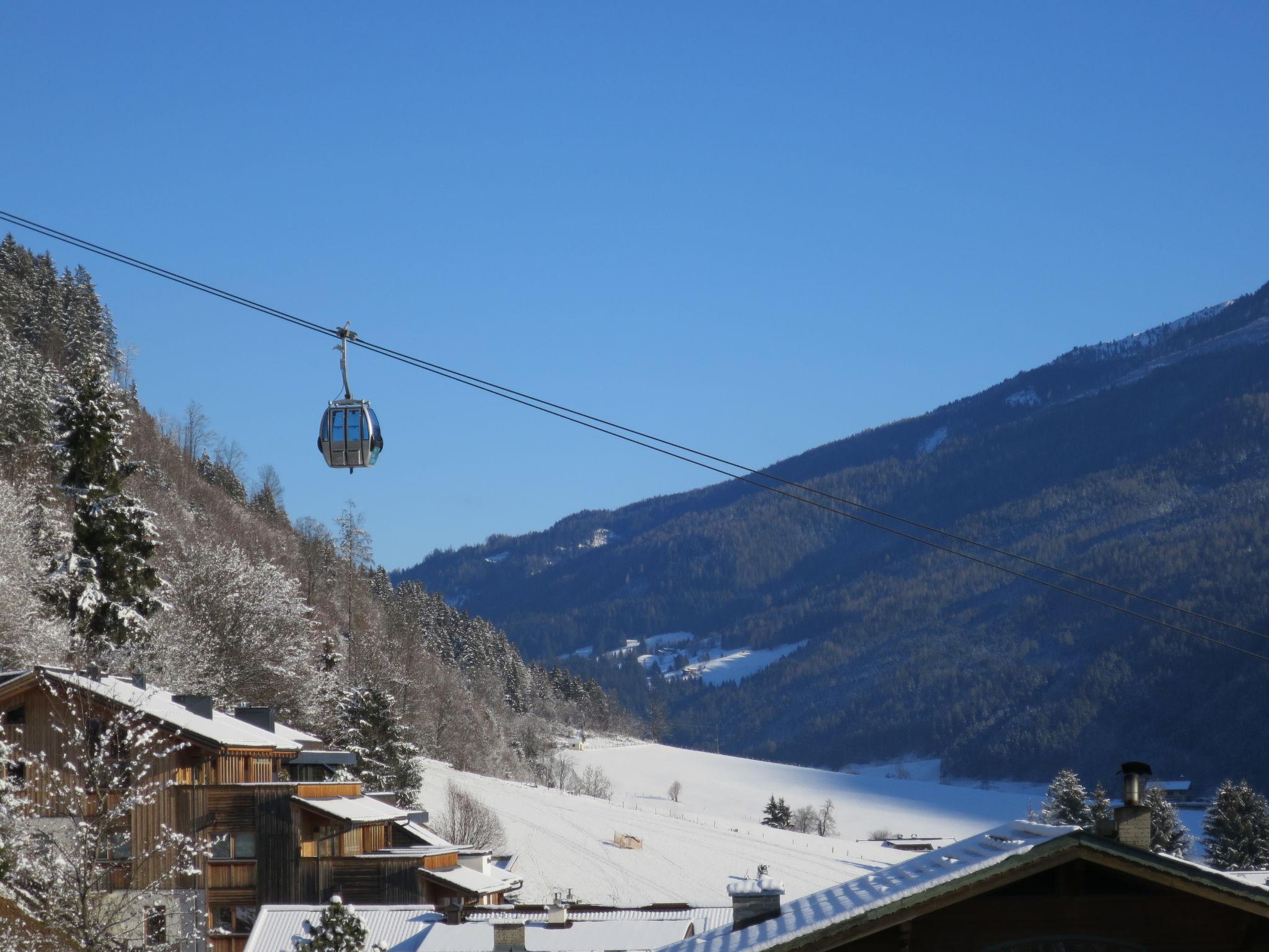 Foto 6 - Apartamento de 2 quartos em Neukirchen am Großvenediger com vista para a montanha