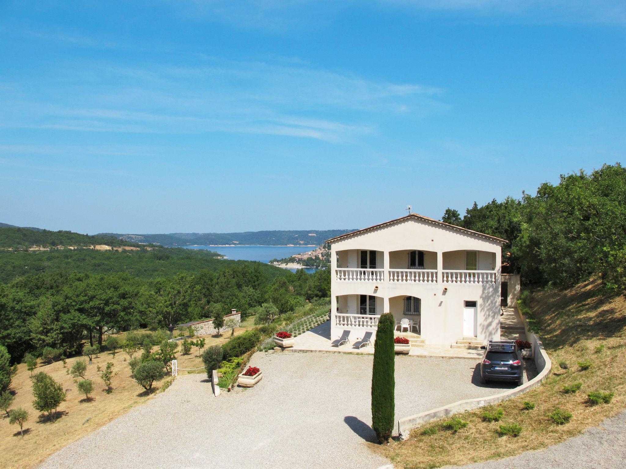 Foto 23 - Apartamento de 2 quartos em Bauduen com jardim e terraço