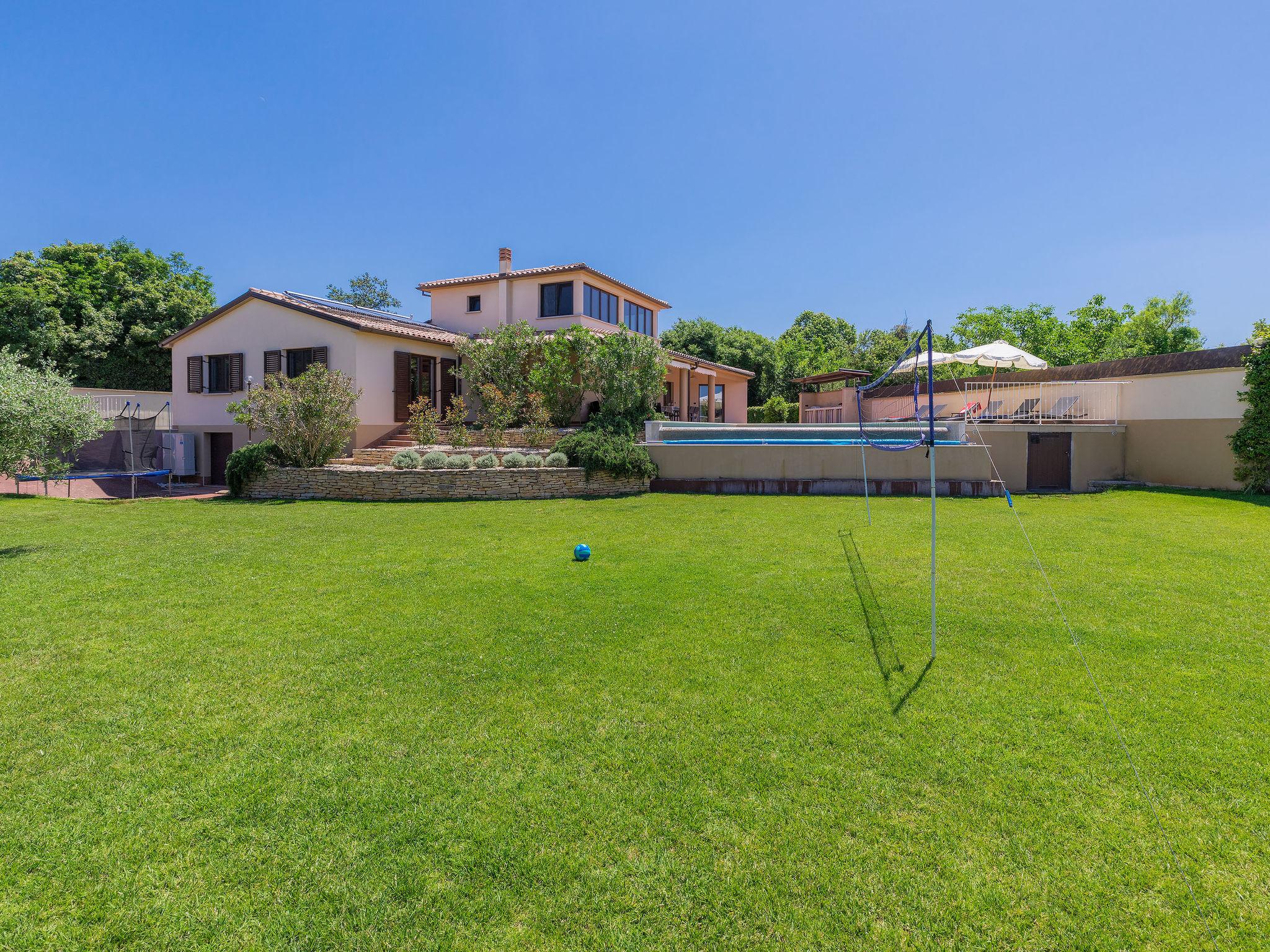 Foto 57 - Casa con 4 camere da letto a Ližnjan con piscina privata e giardino