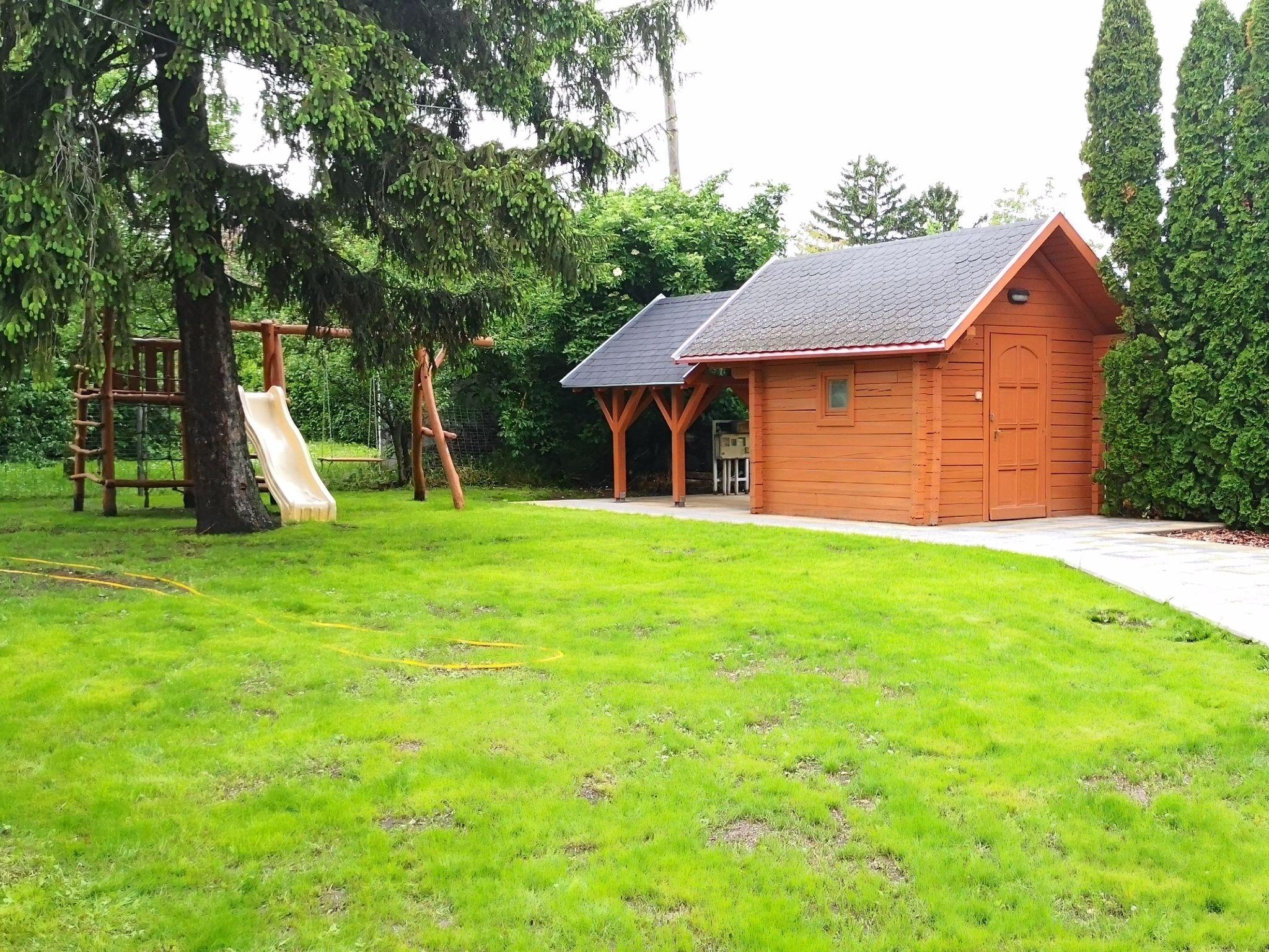 Photo 2 - Maison de 3 chambres à Fonyód avec jardin et terrasse