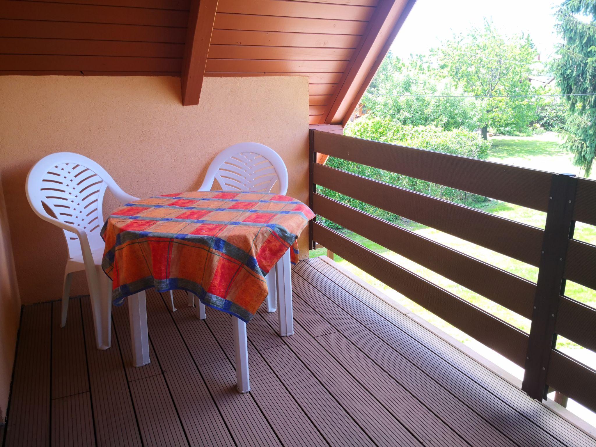 Photo 15 - Maison de 3 chambres à Fonyód avec jardin et terrasse