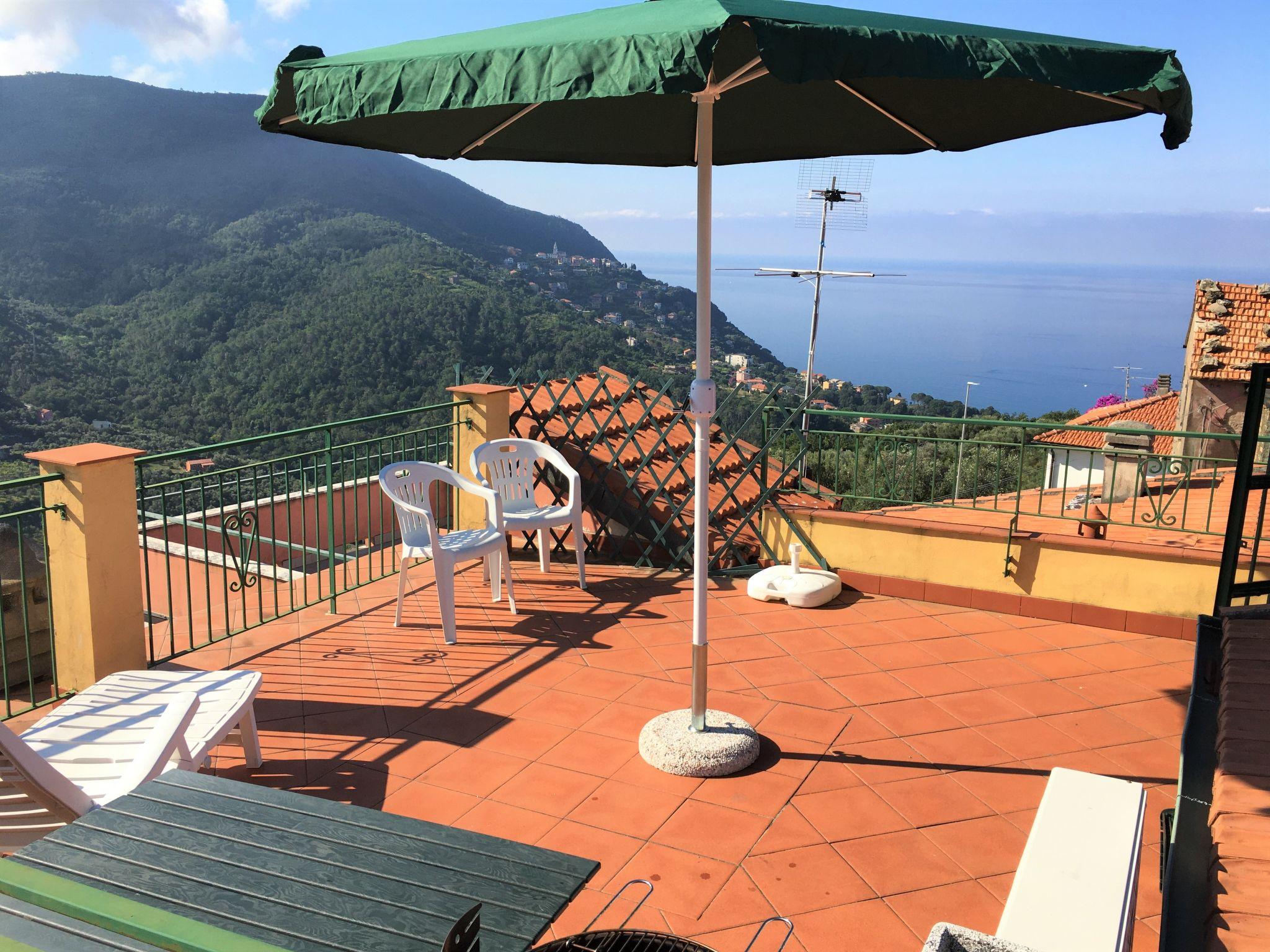Photo 1 - Maison de 2 chambres à Moneglia avec terrasse et vues à la mer