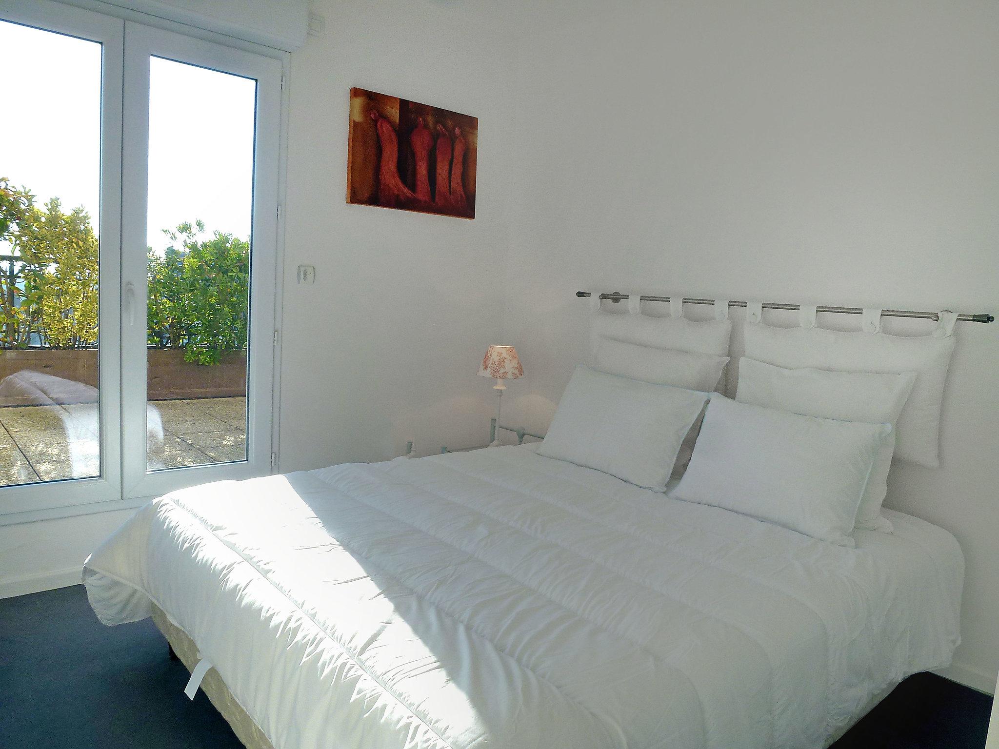 Photo 10 - 2 bedroom Apartment in Trouville-sur-Mer with terrace