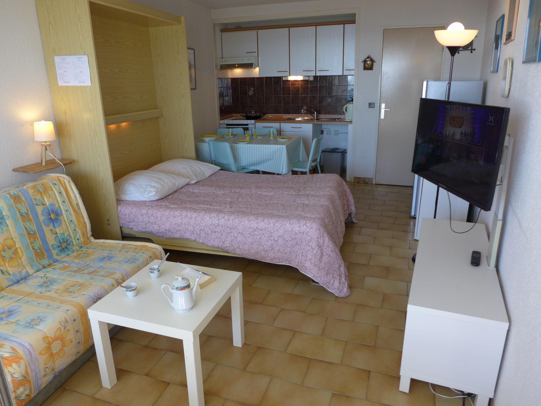 Photo 6 - 1 bedroom Apartment in La Grande-Motte with terrace and sea view