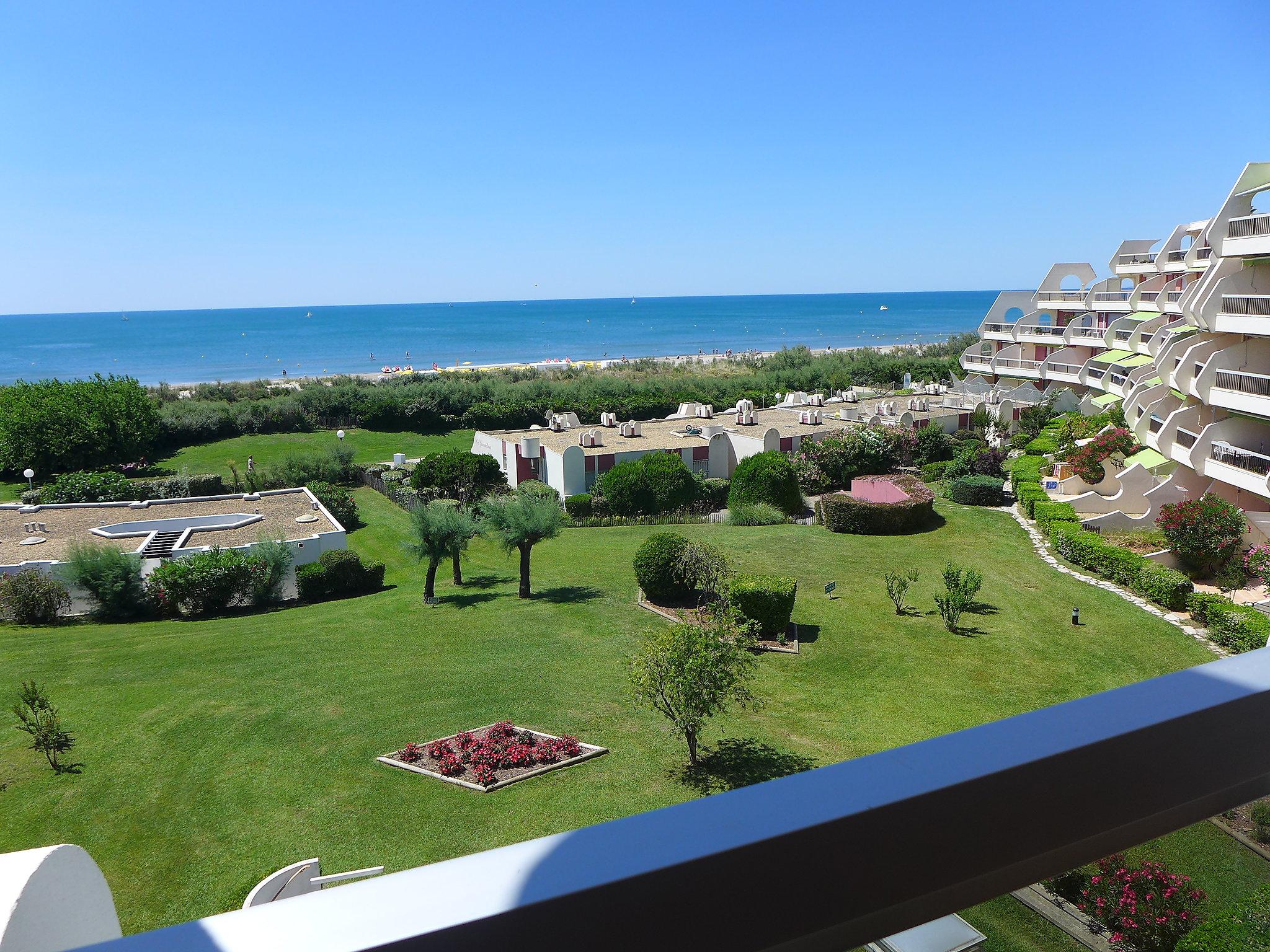 Foto 1 - Apartamento de 1 habitación en La Grande-Motte con terraza y vistas al mar