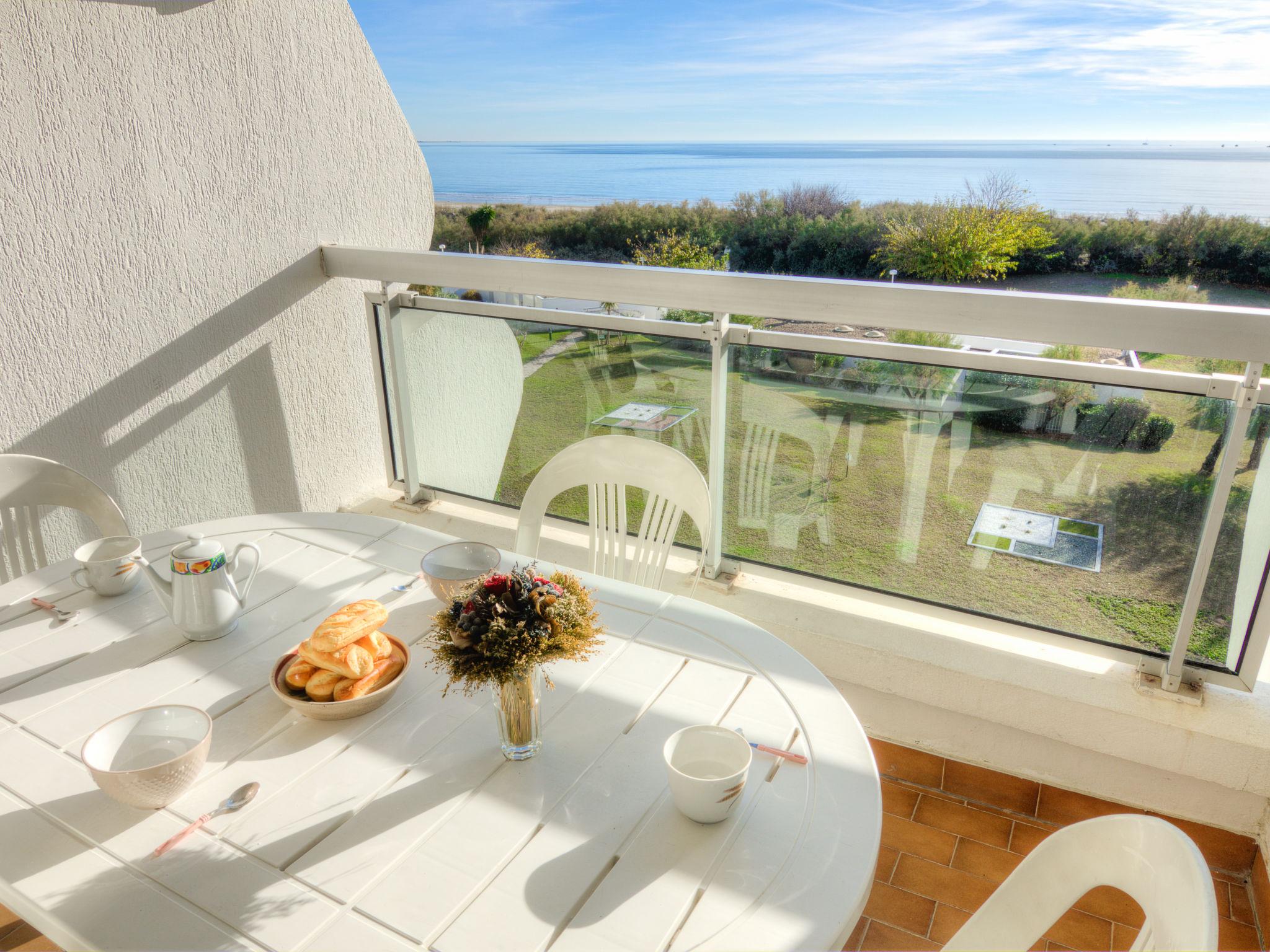 Foto 3 - Appartamento con 1 camera da letto a La Grande-Motte con terrazza e vista mare