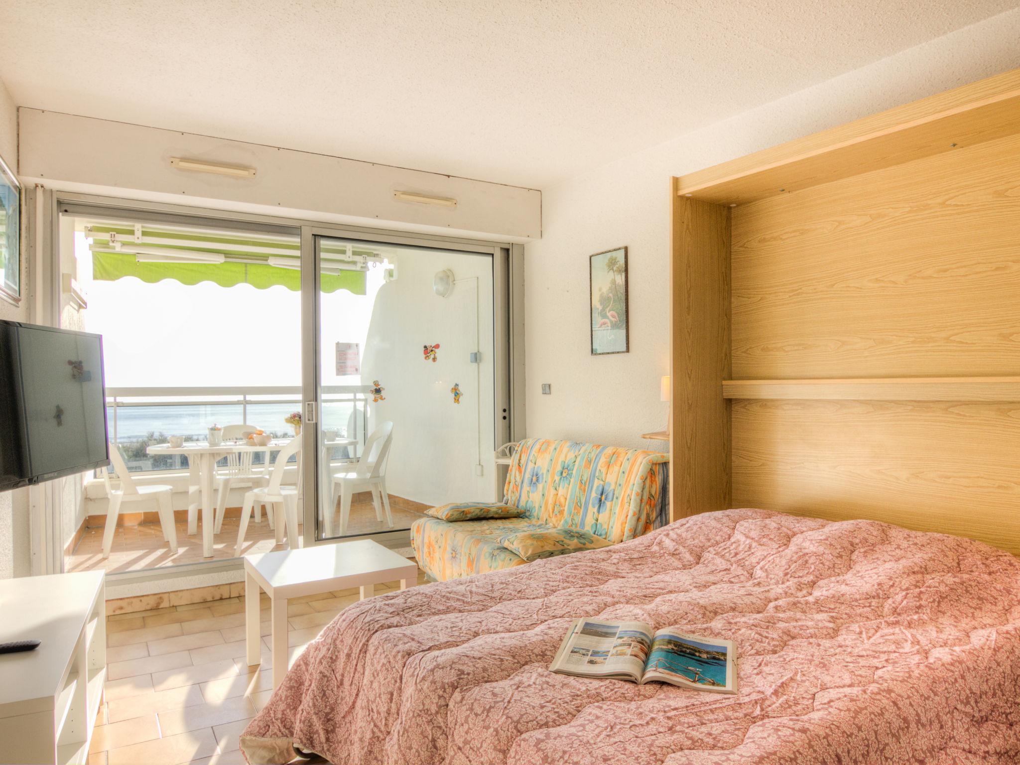 Photo 12 - 1 bedroom Apartment in La Grande-Motte with terrace and sea view