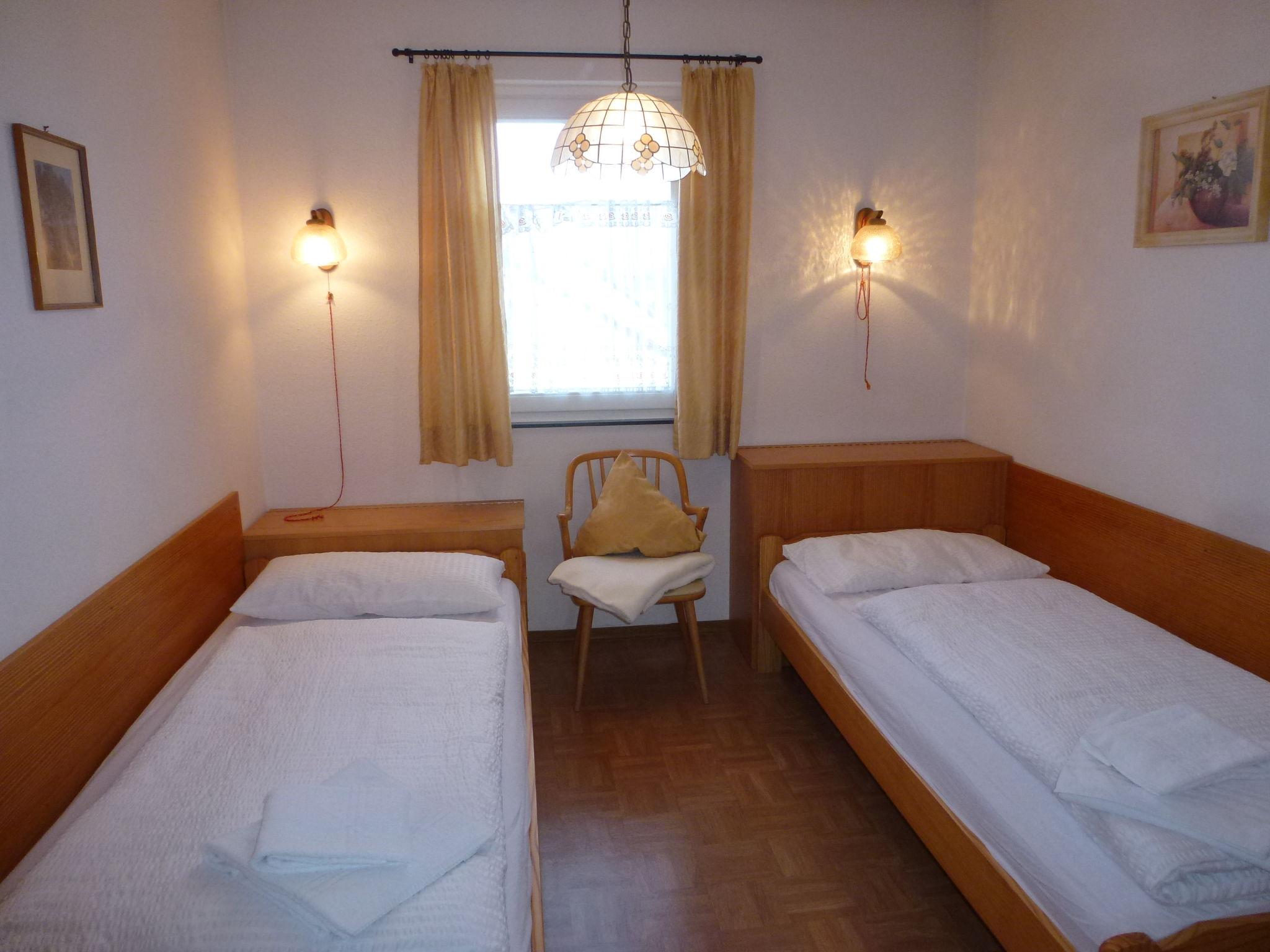 Foto 5 - Casa con 3 camere da letto a Löffingen con terrazza e vista sulle montagne