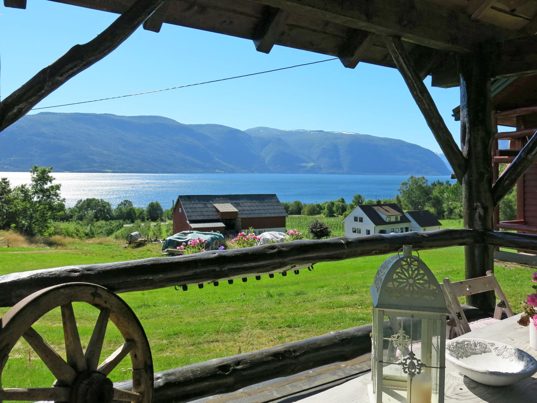 Foto 8 - Casa con 3 camere da letto a Balestrand con giardino e terrazza