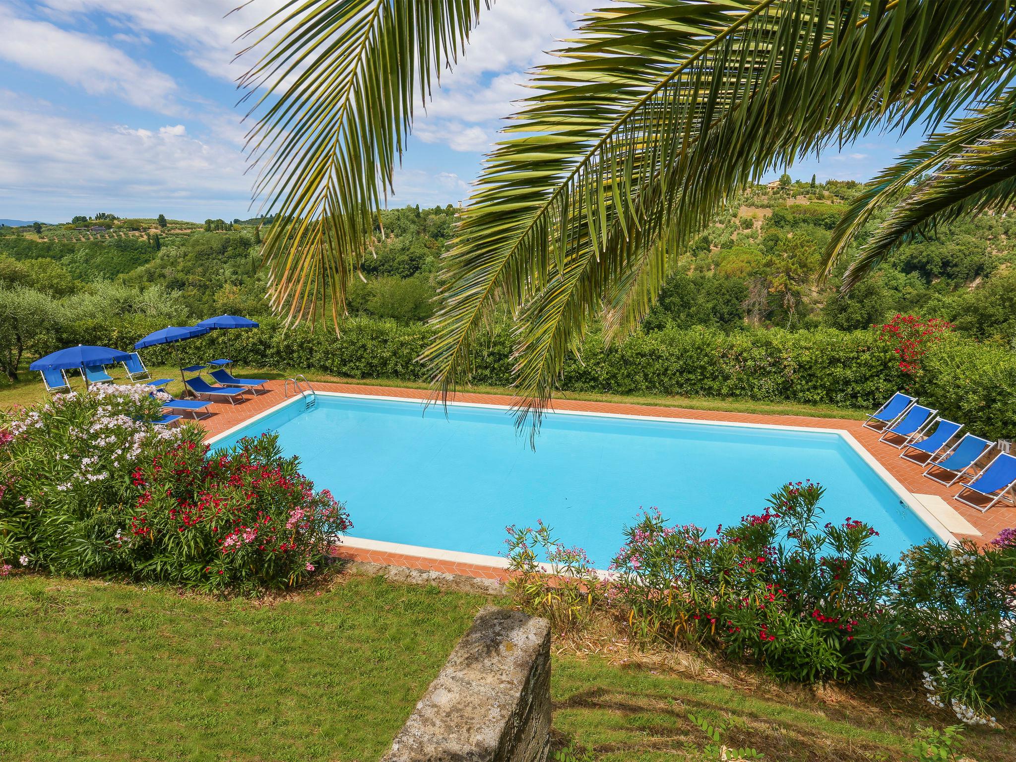 Foto 3 - Casa de 2 quartos em Palaia com piscina e jardim