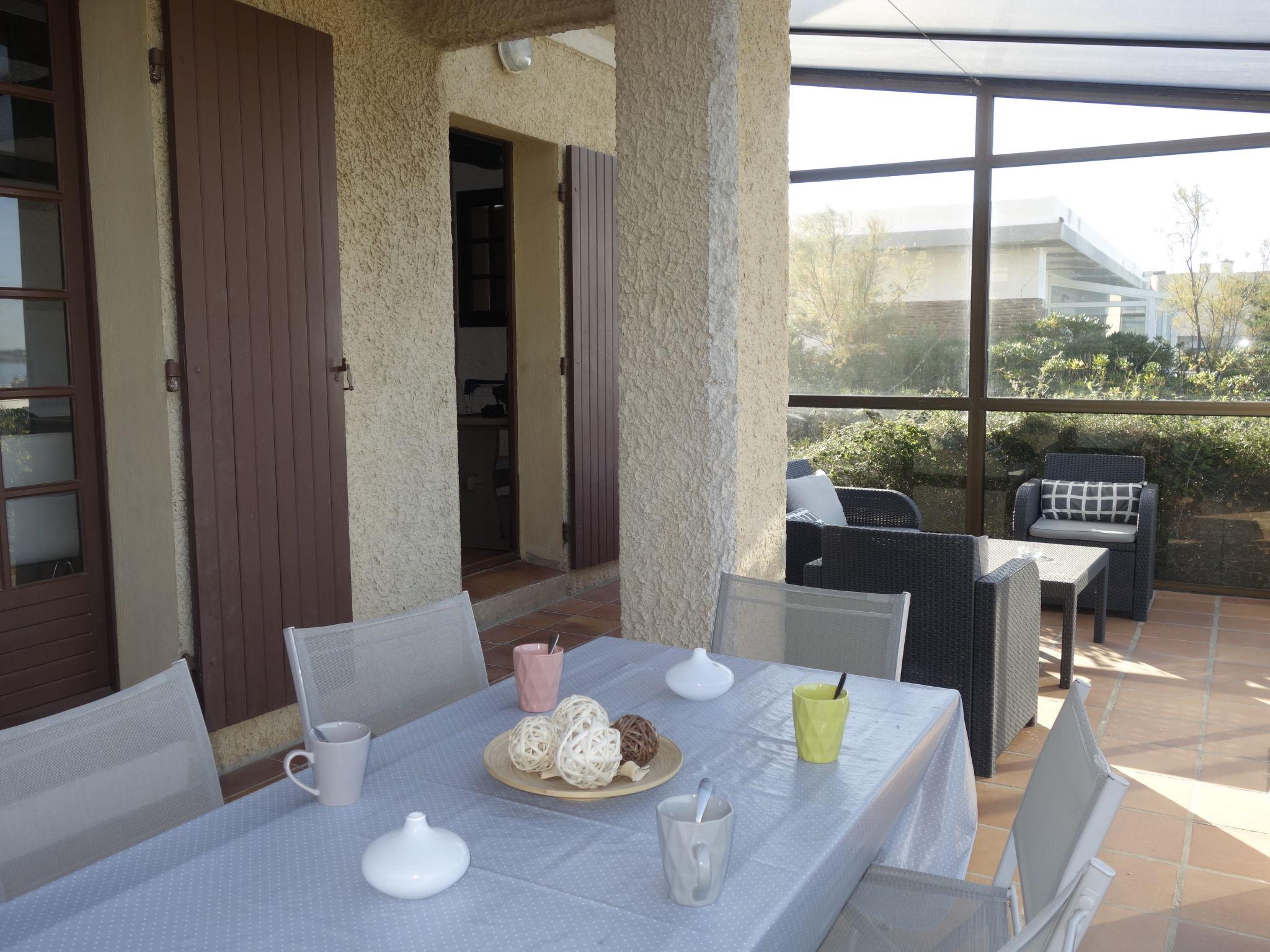 Photo 19 - 3 bedroom House in Six-Fours-les-Plages with sea view