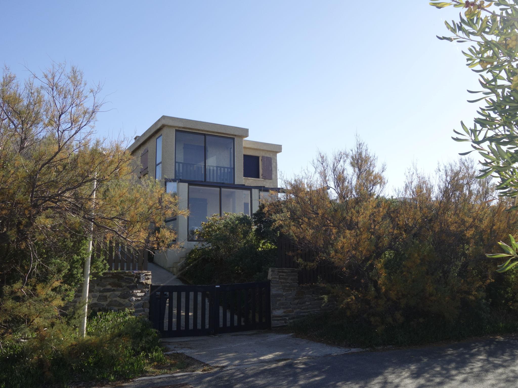 Foto 27 - Haus mit 3 Schlafzimmern in Six-Fours-les-Plages mit blick aufs meer