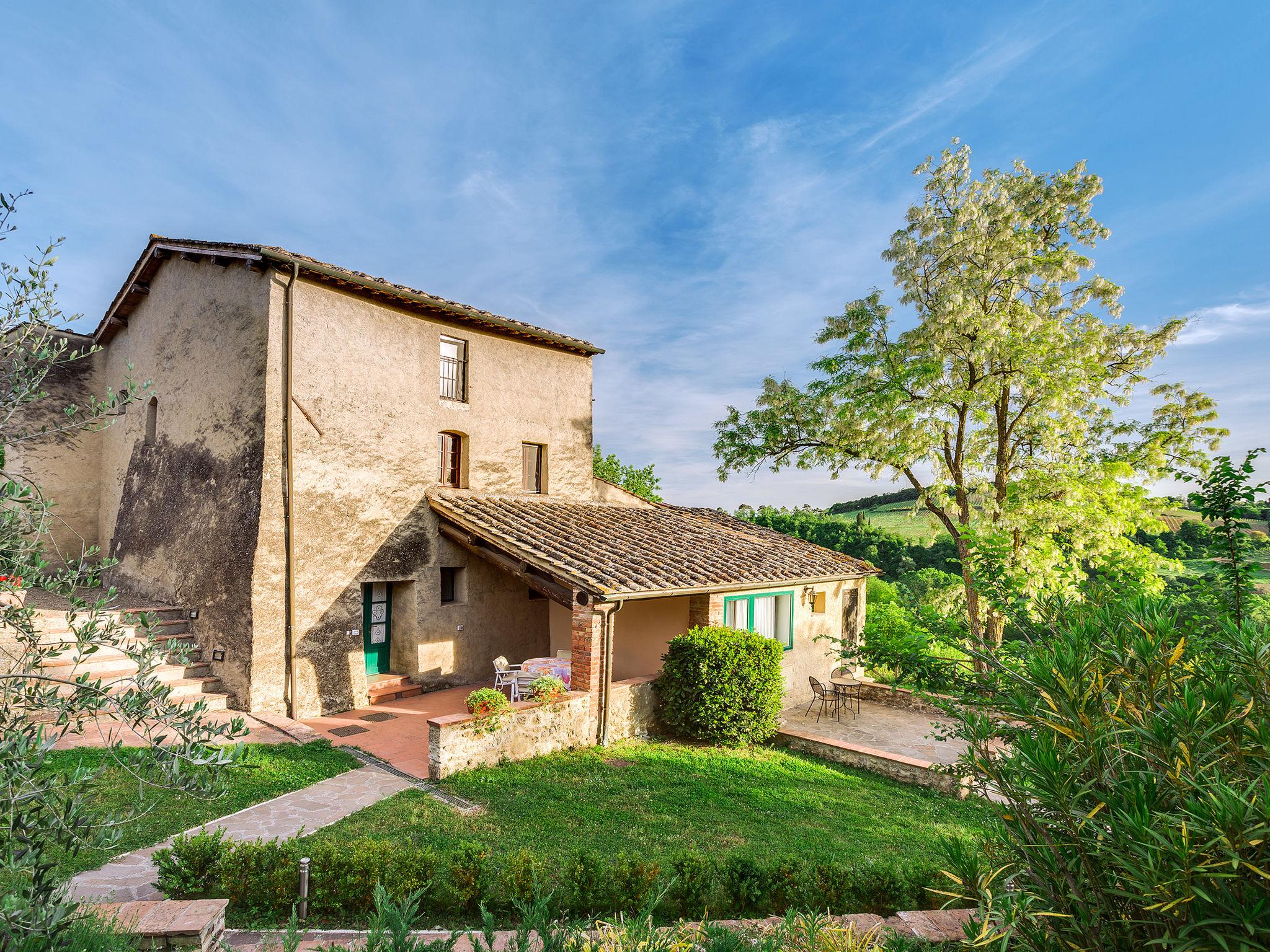 Foto 14 - Casa de 16 quartos em Poggibonsi com piscina privada e jardim