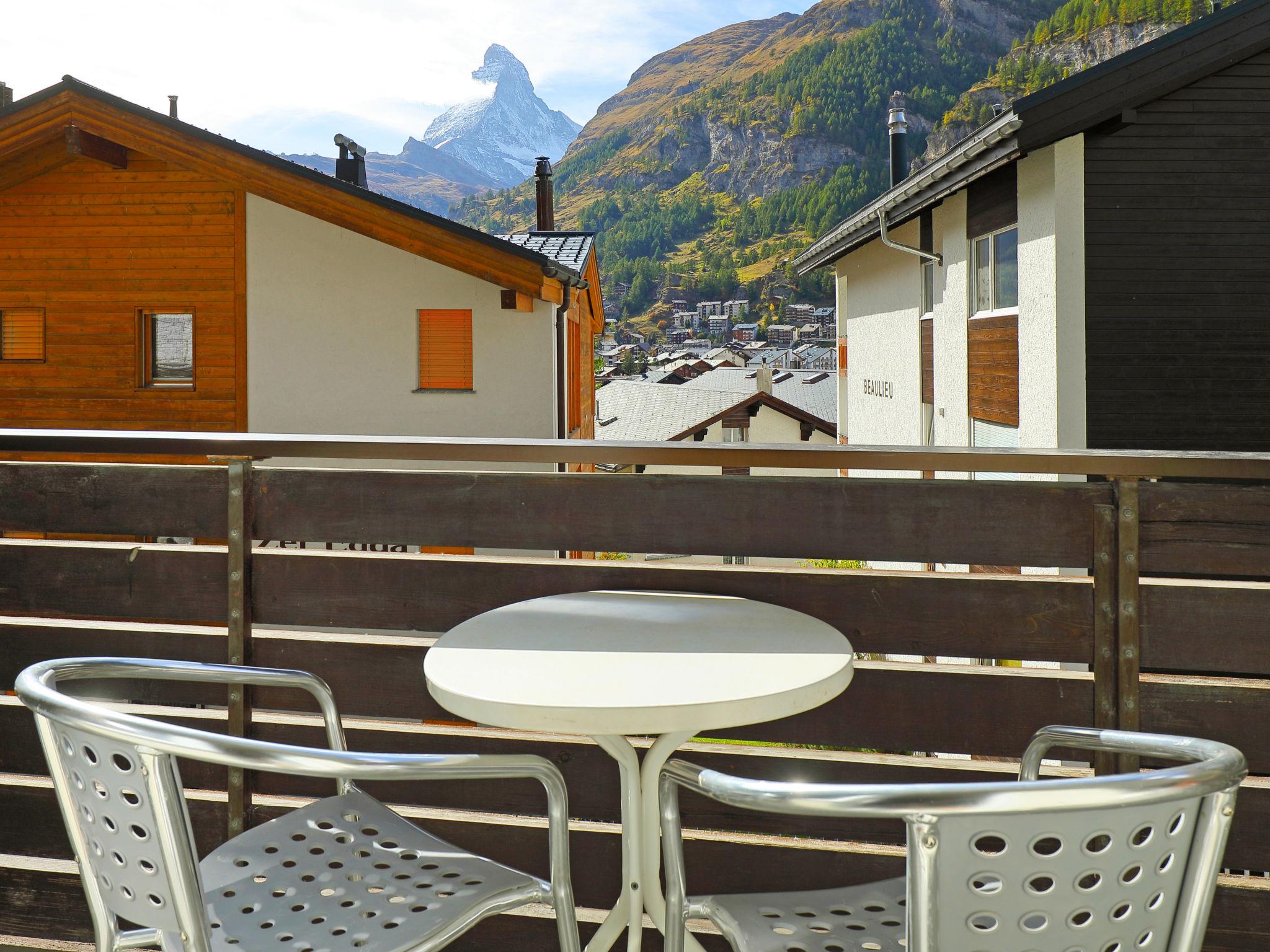 Foto 11 - Apartamento de 1 habitación en Zermatt con vistas a la montaña