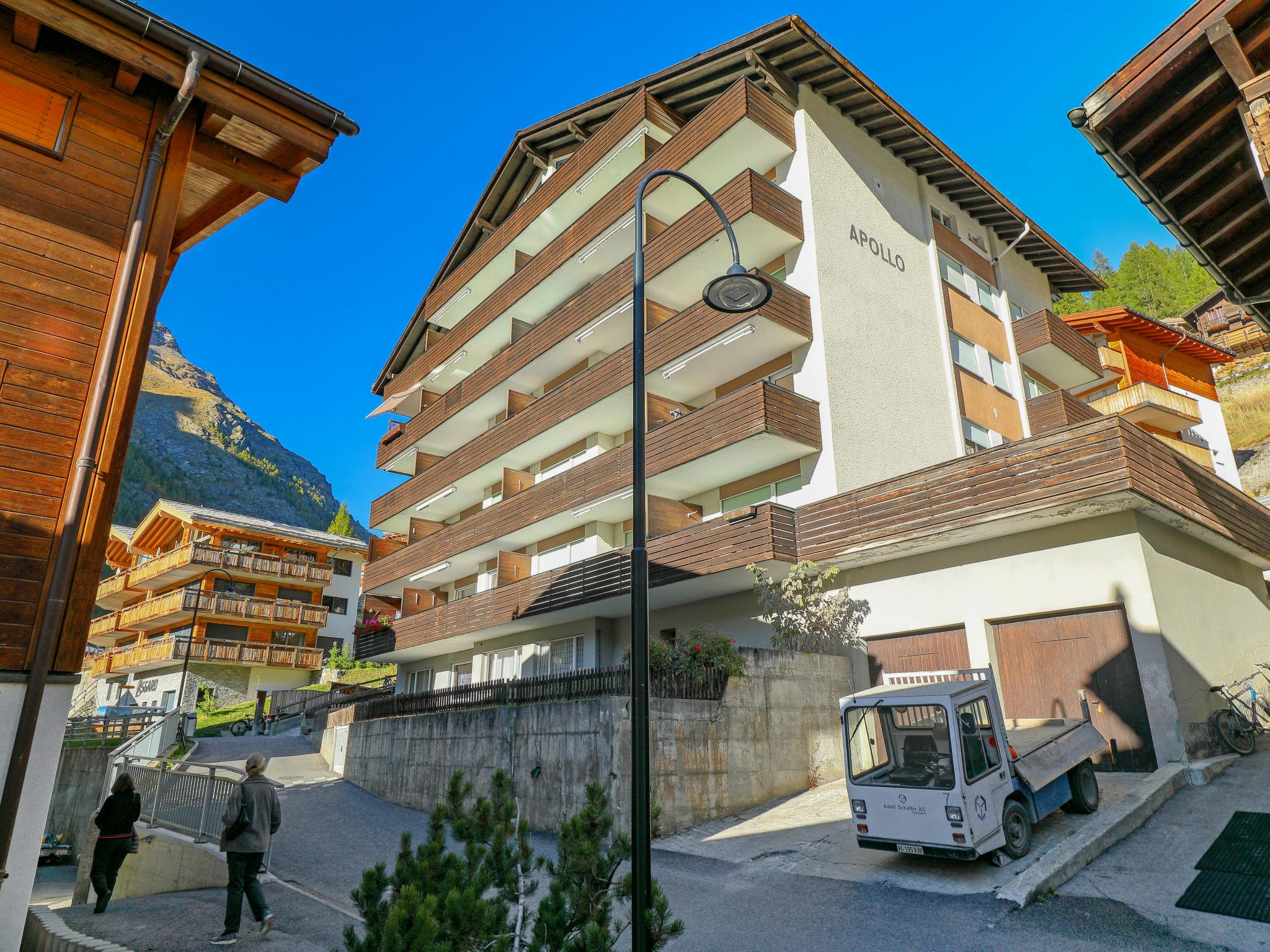 Foto 2 - Appartamento con 1 camera da letto a Zermatt con vista sulle montagne