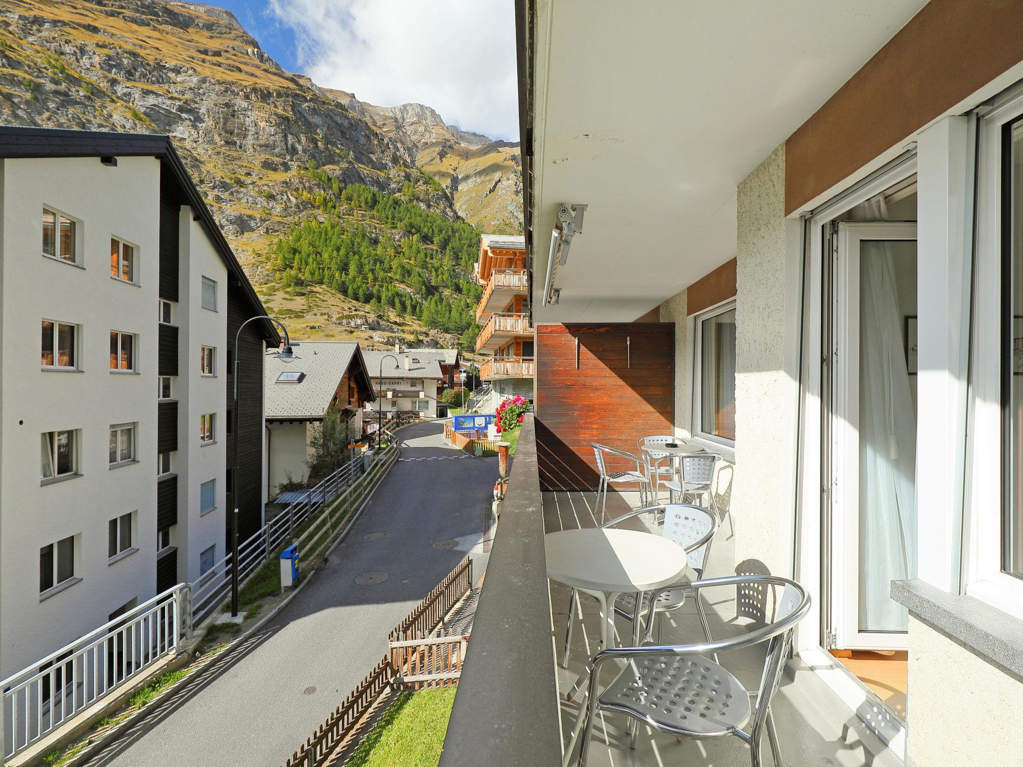 Foto 12 - Apartamento de 1 habitación en Zermatt con vistas a la montaña