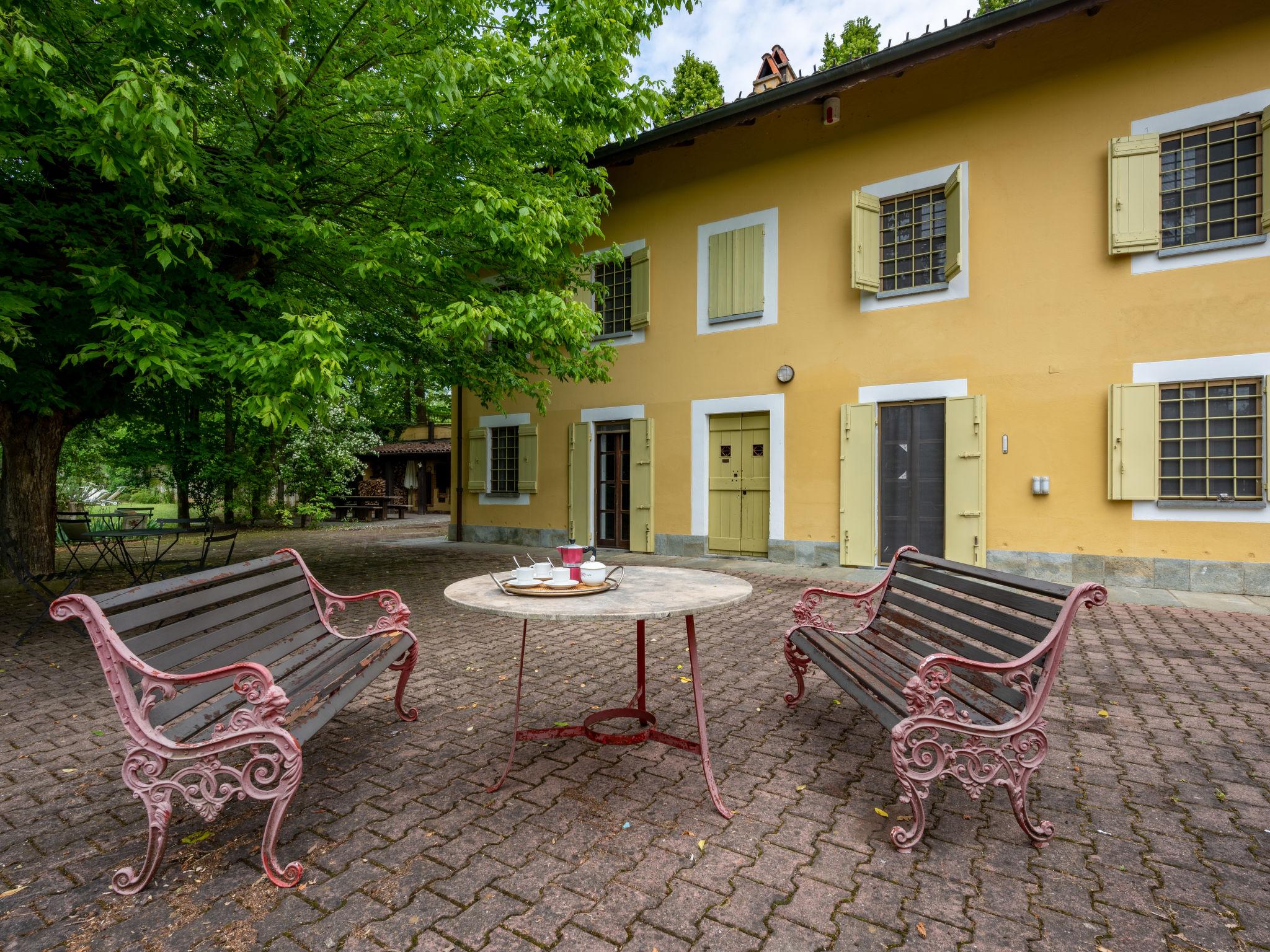 Photo 32 - Maison de 5 chambres à Valfenera avec piscine privée et jardin