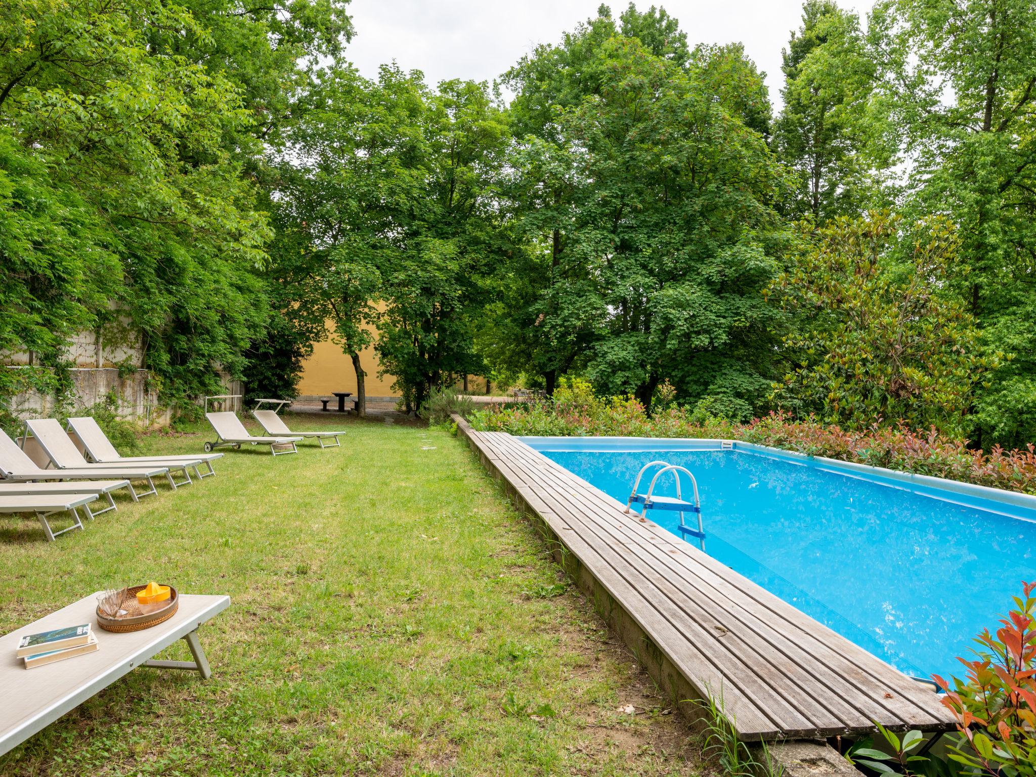 Foto 2 - Casa con 5 camere da letto a Valfenera con piscina privata e giardino