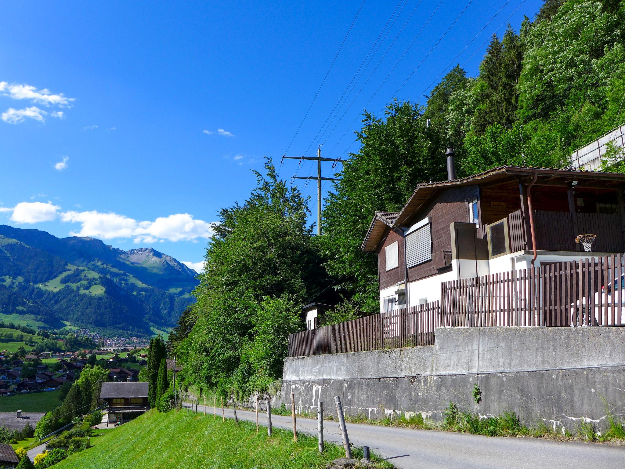 Foto 1 - Casa con 3 camere da letto a Kandergrund con terrazza e vista sulle montagne