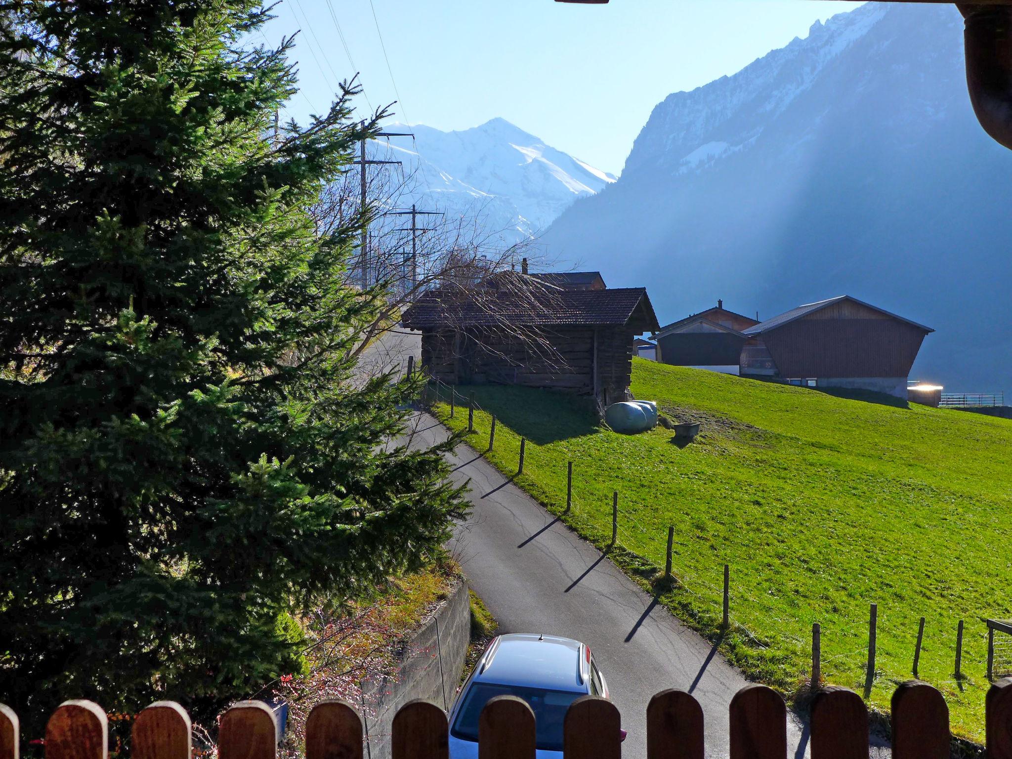 Photo 24 - Maison de 3 chambres à Kandergrund avec terrasse et vues sur la montagne