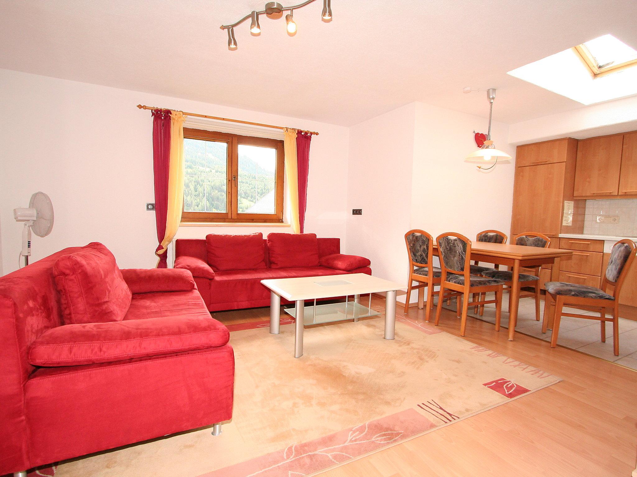 Photo 3 - 3 bedroom Apartment in Pians with mountain view