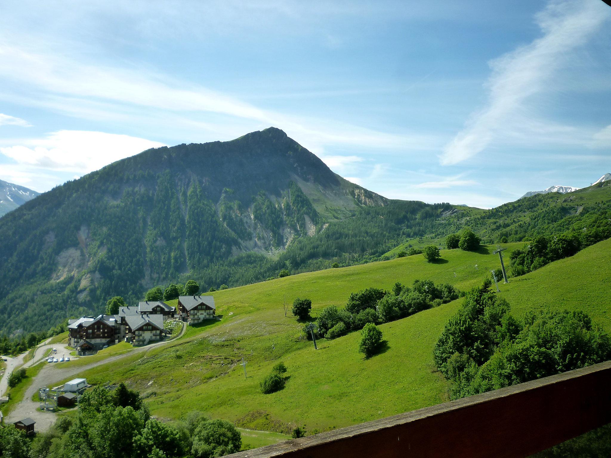 Foto 14 - Appartamento con 2 camere da letto a Villarembert con piscina e vista sulle montagne