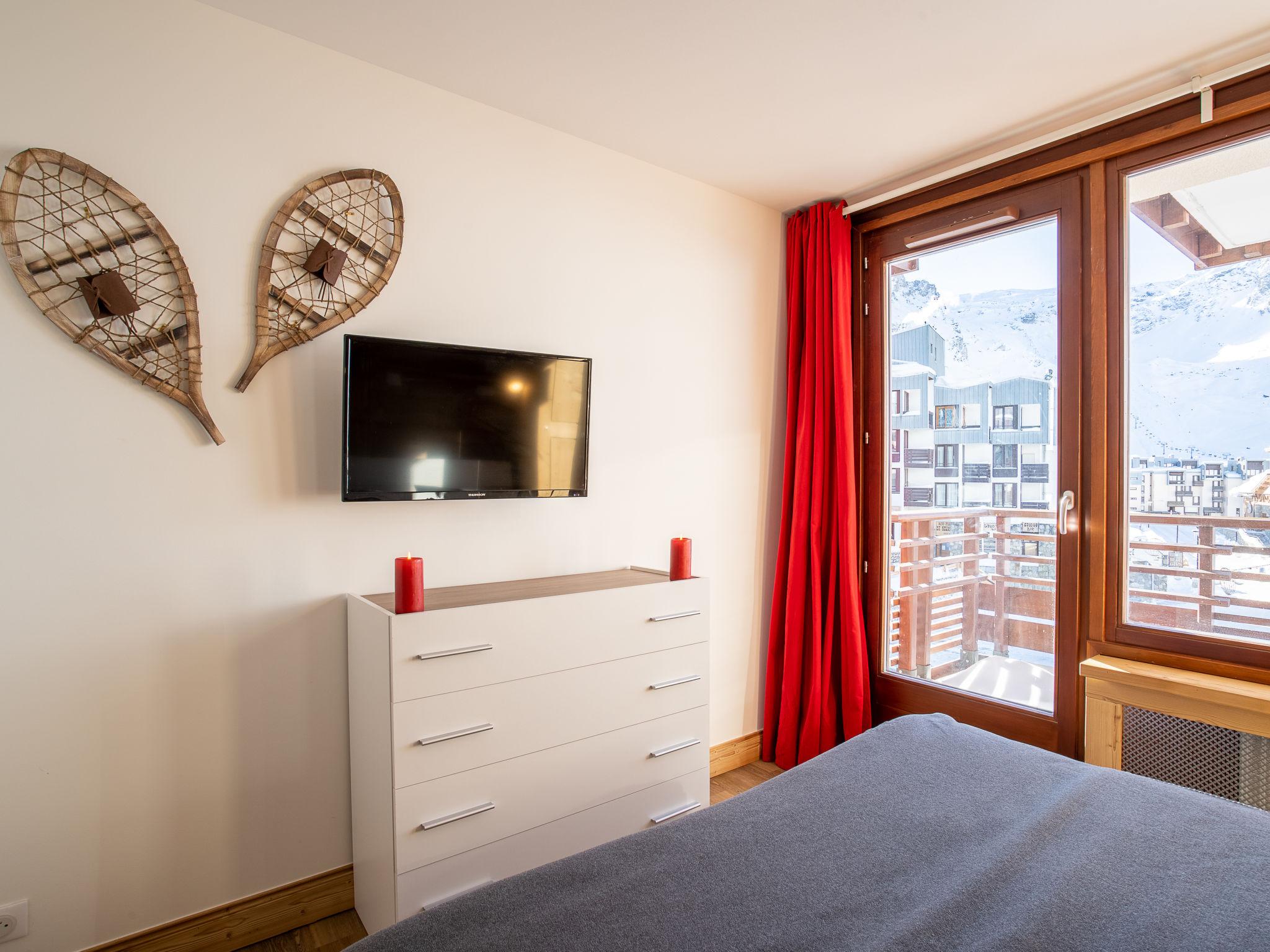 Foto 11 - Appartamento con 2 camere da letto a Tignes con vista sulle montagne