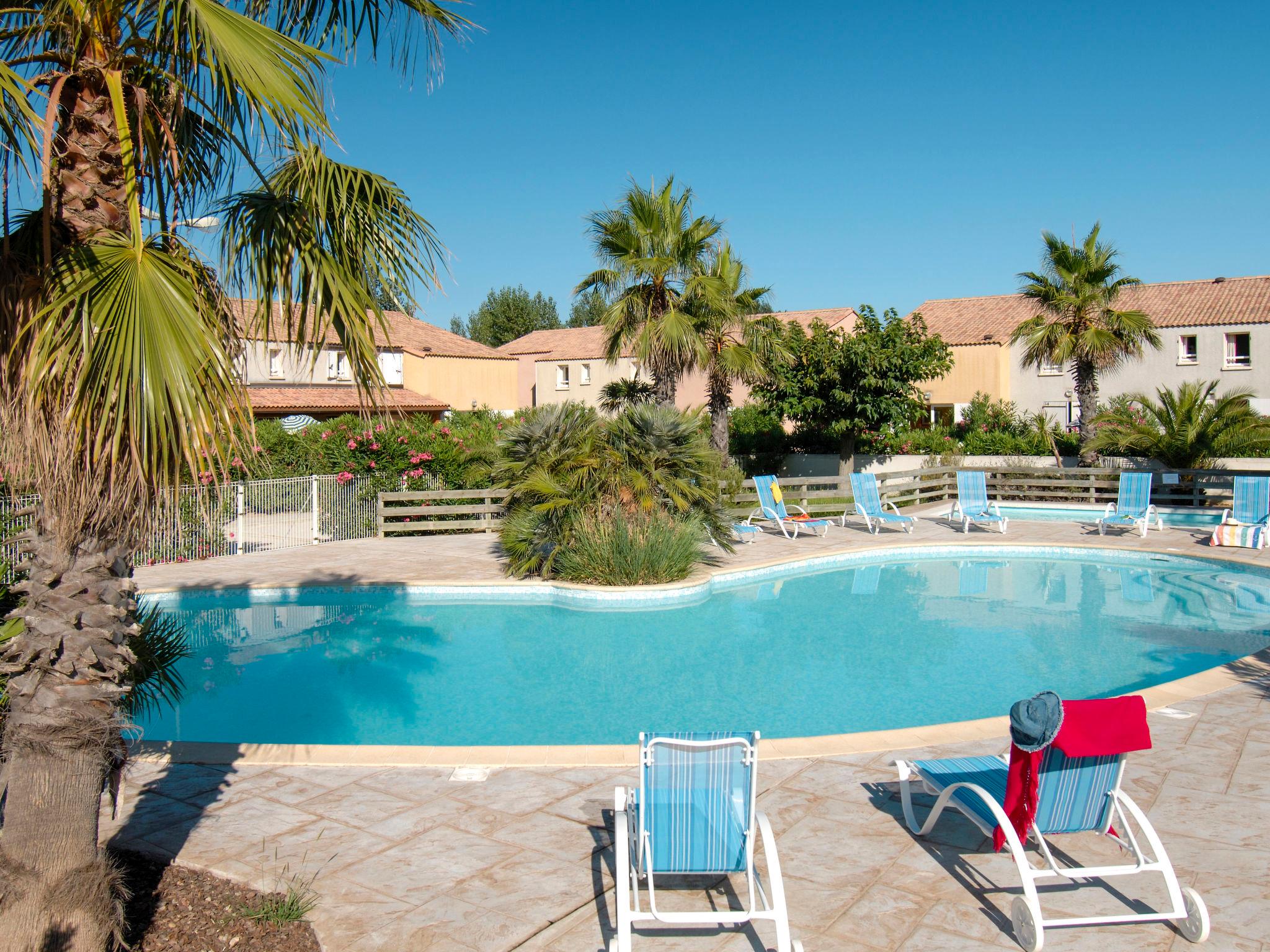 Foto 8 - Casa de 2 quartos em Vendres com piscina e vistas do mar