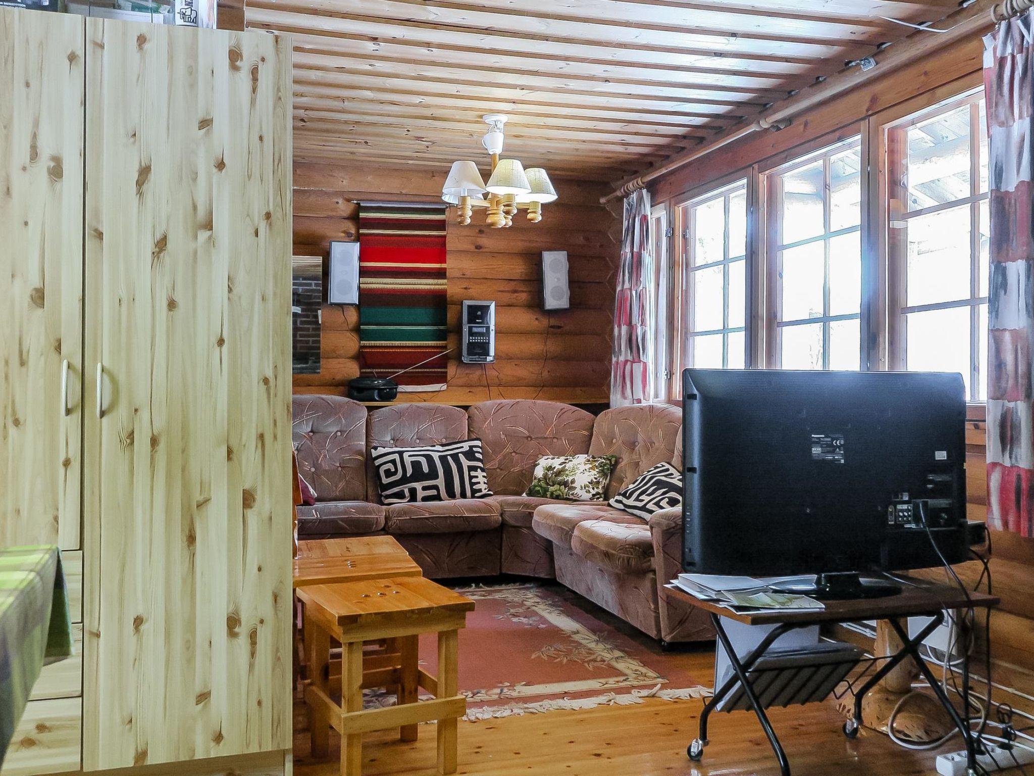 Foto 6 - Casa de 1 habitación en Sodankylä con sauna y vistas a la montaña