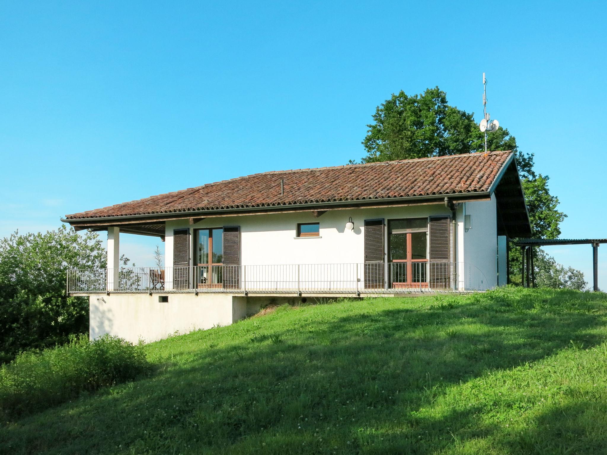 Foto 18 - Casa de 2 quartos em Azzano d'Asti com piscina e jardim