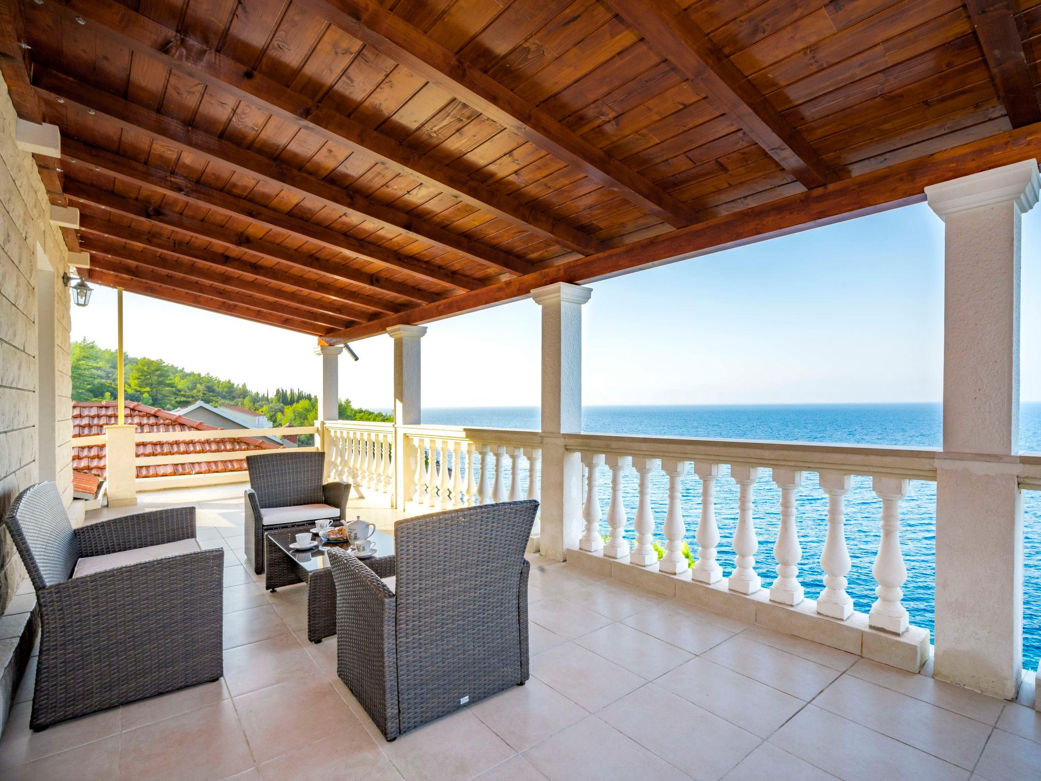 Photo 22 - Maison de 4 chambres à Blato avec piscine privée et vues à la mer